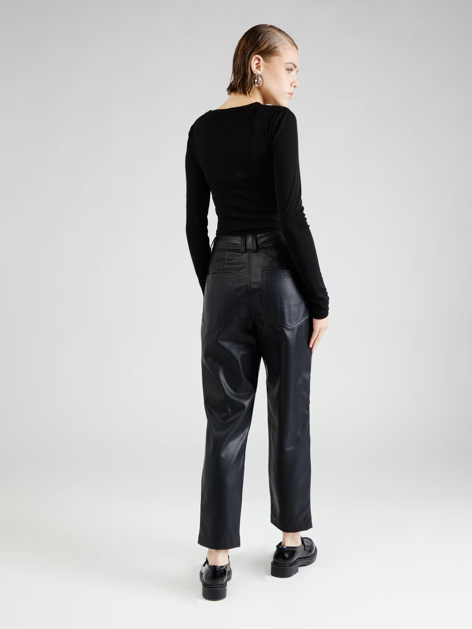 TOPSHOP Pantaloni cutați negru - Pled.ro