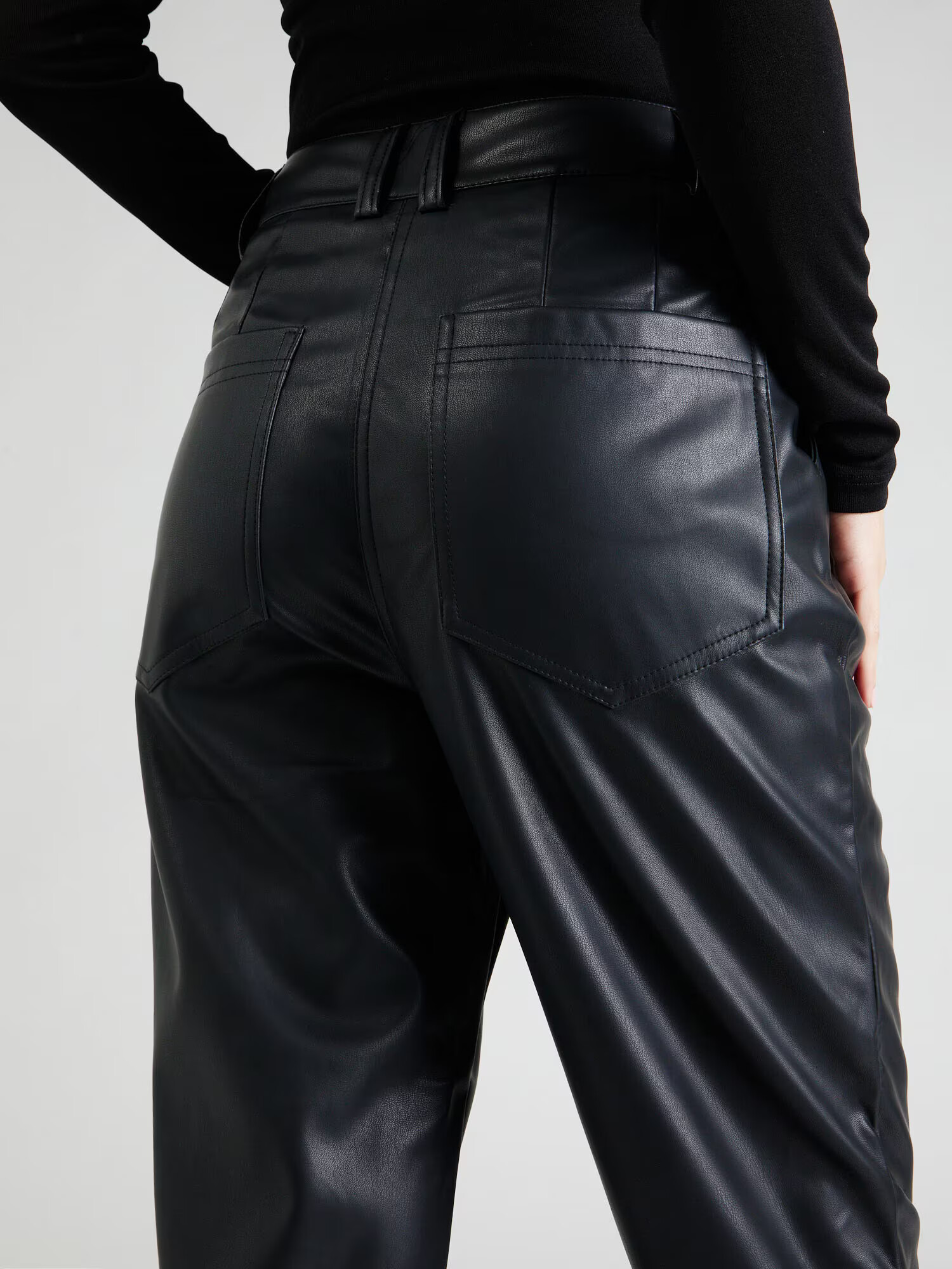 TOPSHOP Pantaloni cutați negru - Pled.ro