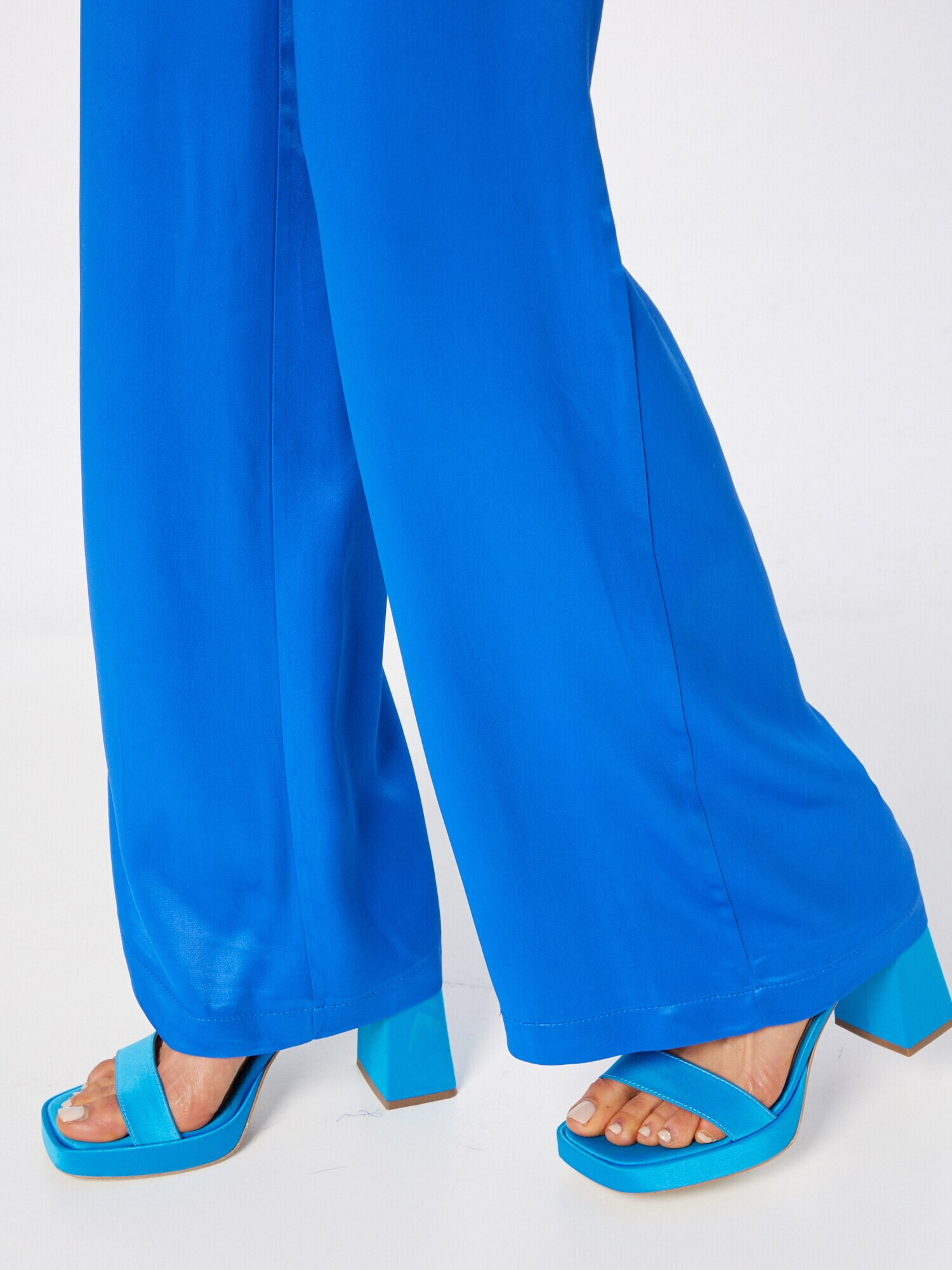 Trendyol Pantaloni albastru regal - Pled.ro