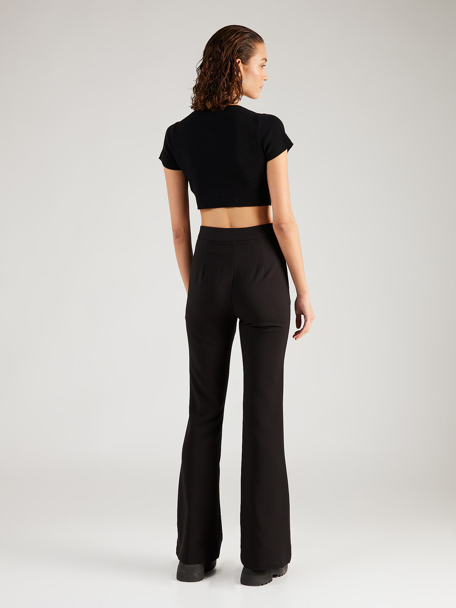 Trendyol Pantaloni negru - Pled.ro