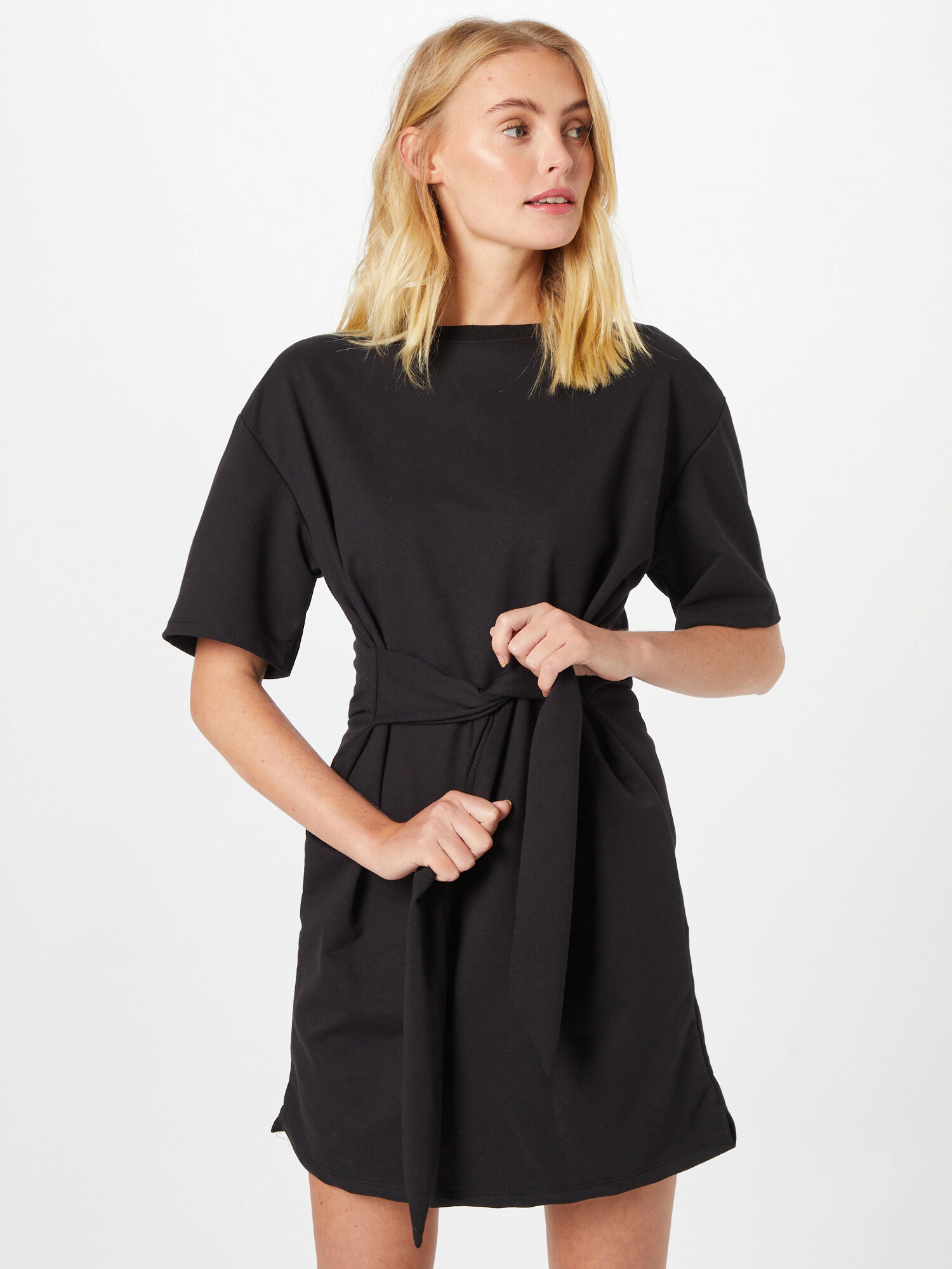 Trendyol Rochie negru - Pled.ro