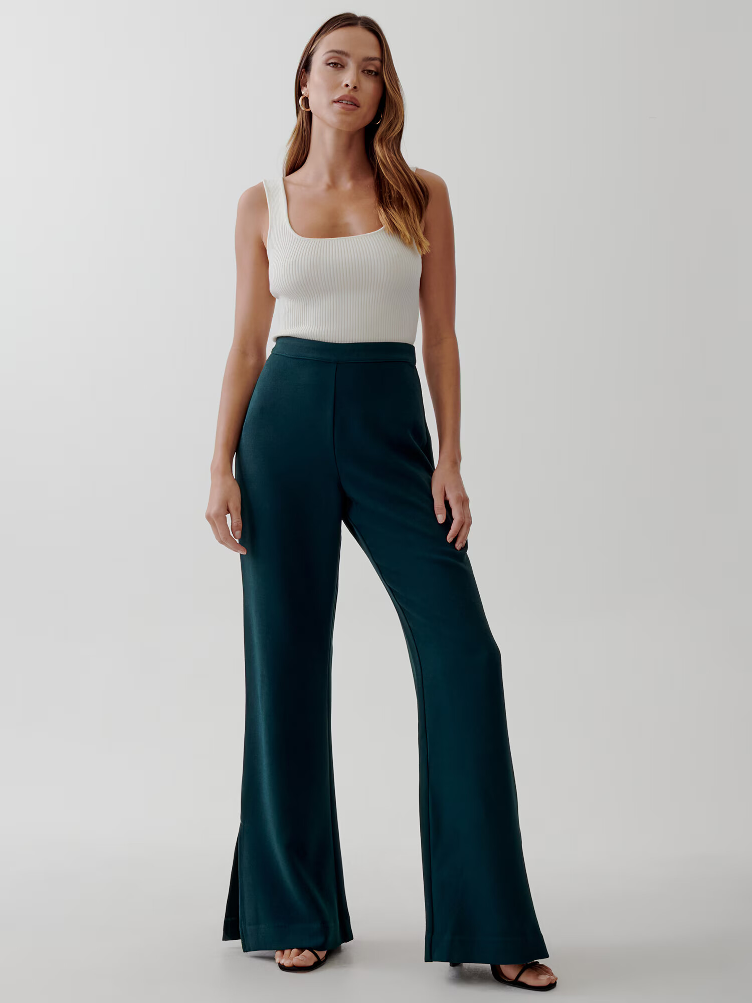 Tussah Pantaloni 'ASHLEY' verde pin - Pled.ro