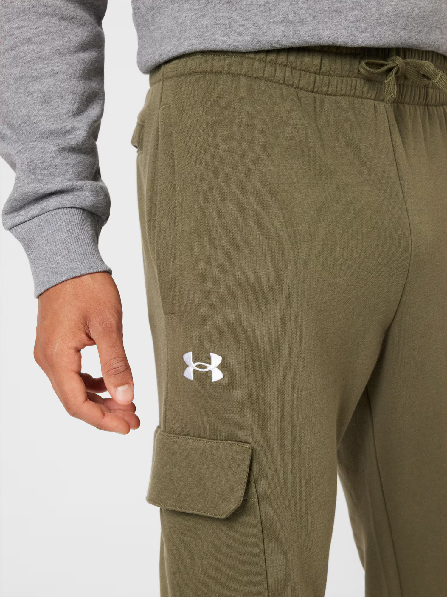 UNDER ARMOUR Pantaloni sport kaki / alb - Pled.ro