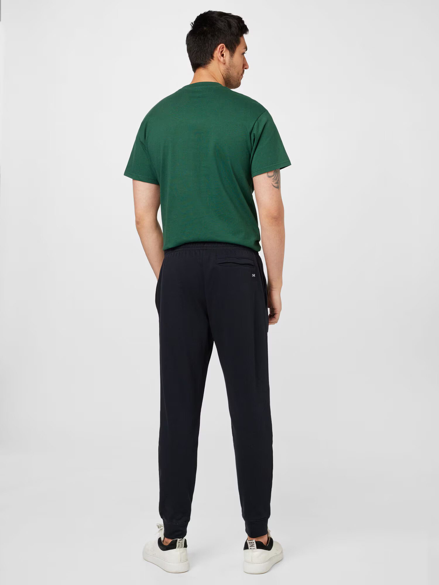 UNDER ARMOUR Pantaloni sport negru / alb - Pled.ro