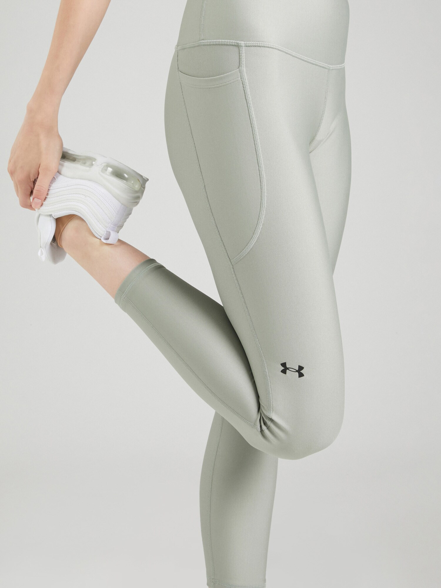 UNDER ARMOUR Pantaloni sport verde pastel / negru - Pled.ro