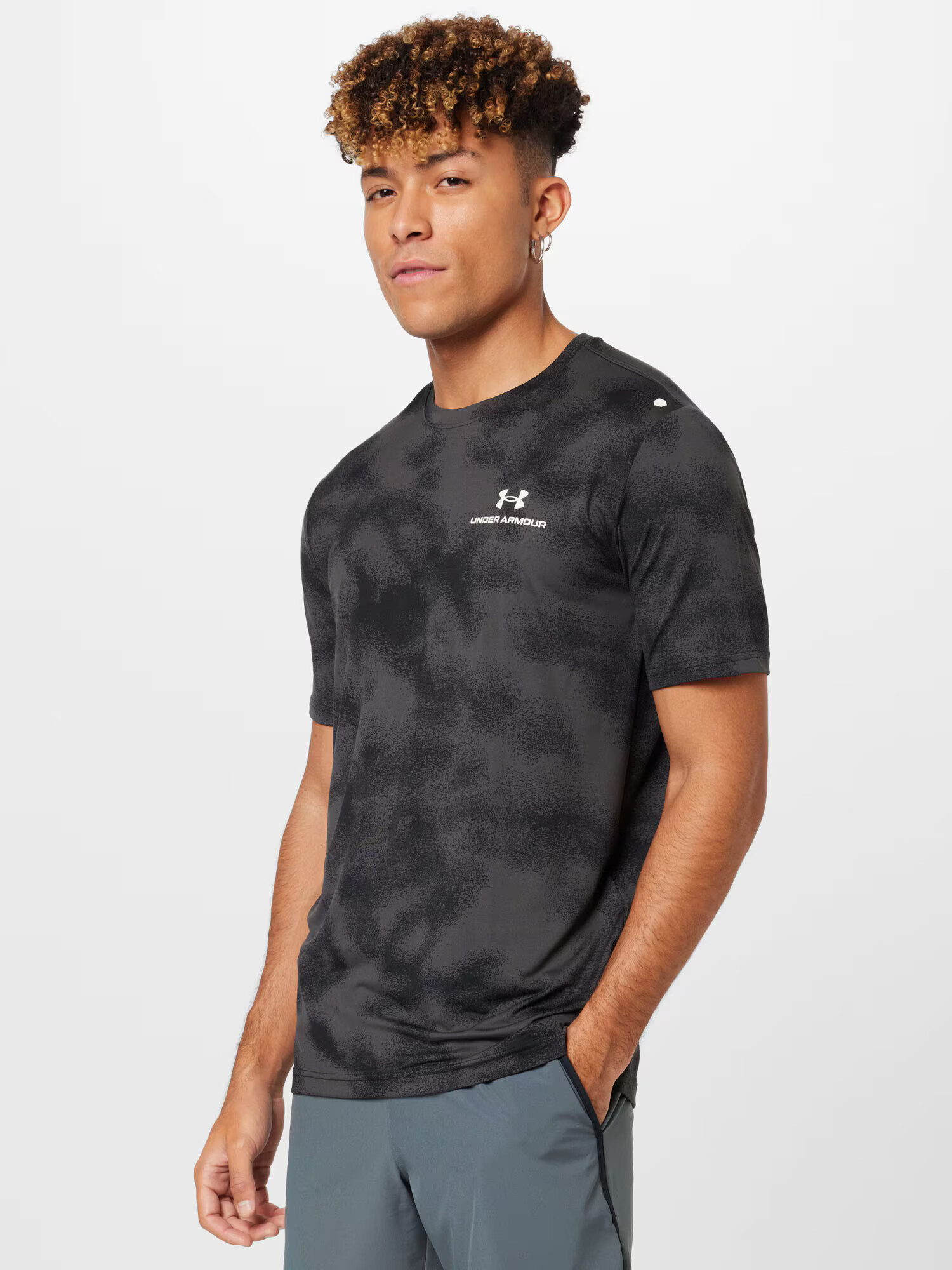 UNDER ARMOUR Tricou funcțional 'Rush Energy' gri / negru / alb - Pled.ro