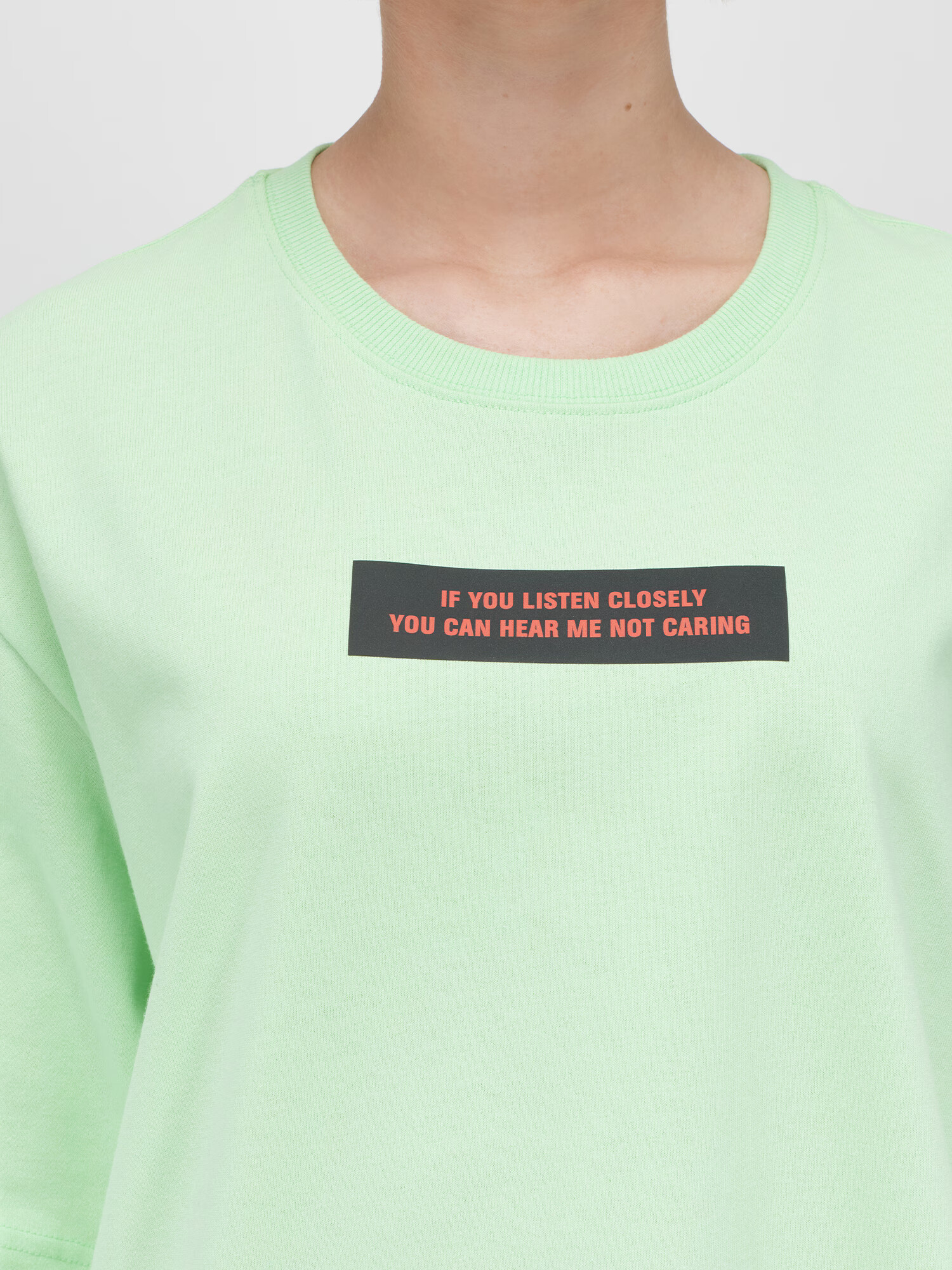 UNFOLLOWED x ABOUT YOU Tricou 'HIGH' verde - Pled.ro