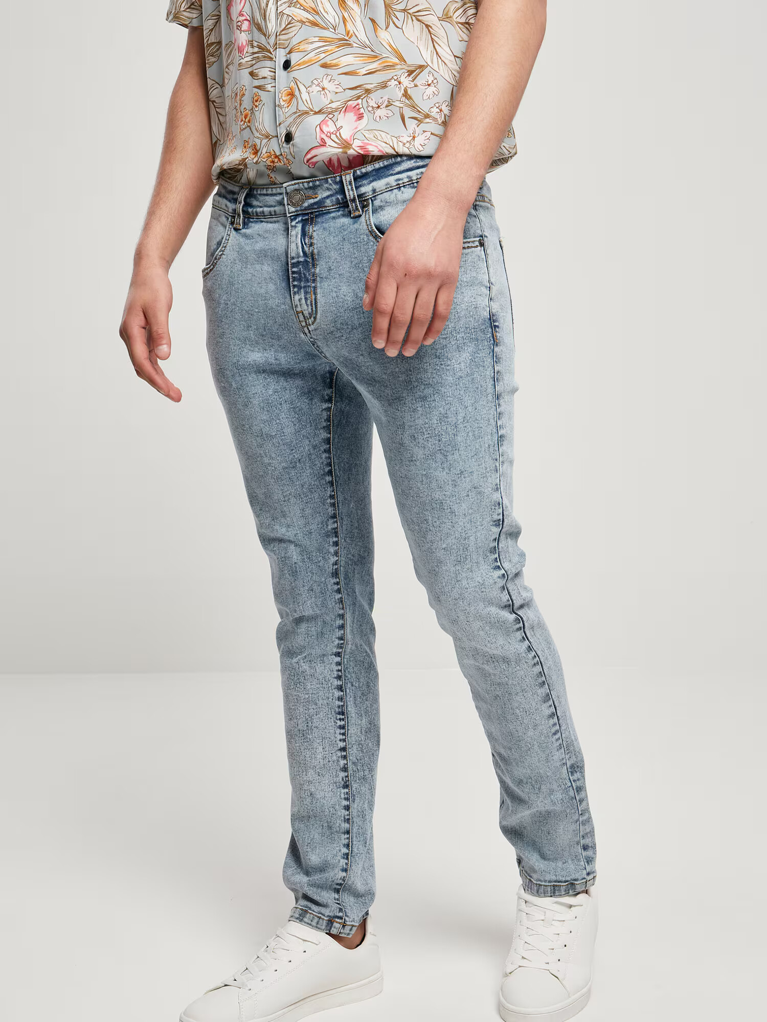 Urban Classics Jeans albastru deschis - Pled.ro