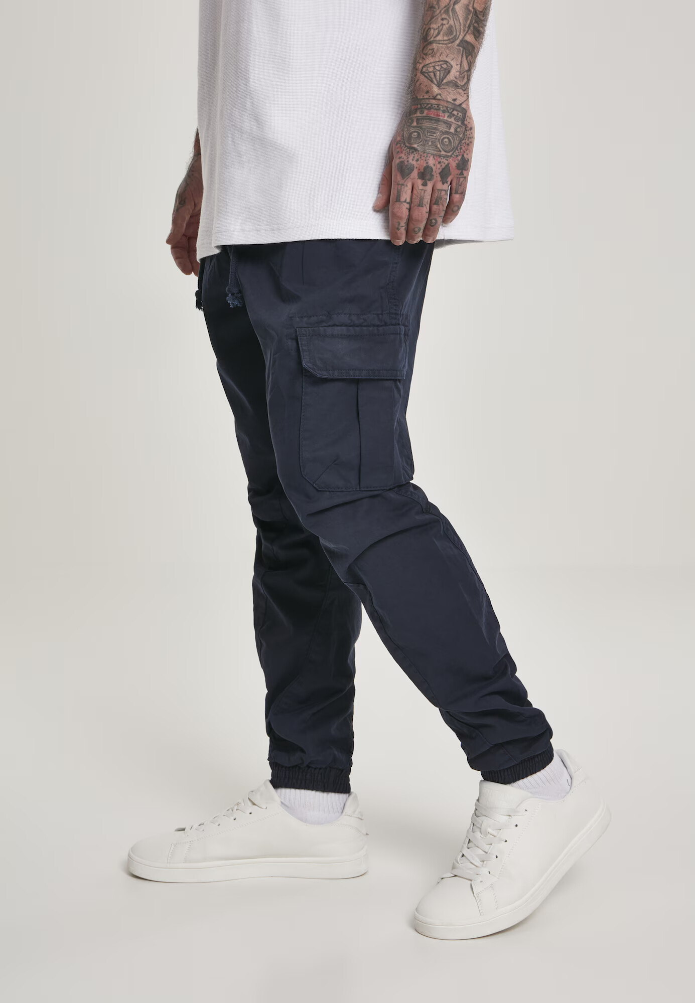 Urban Classics Pantaloni cu buzunare bleumarin - Pled.ro