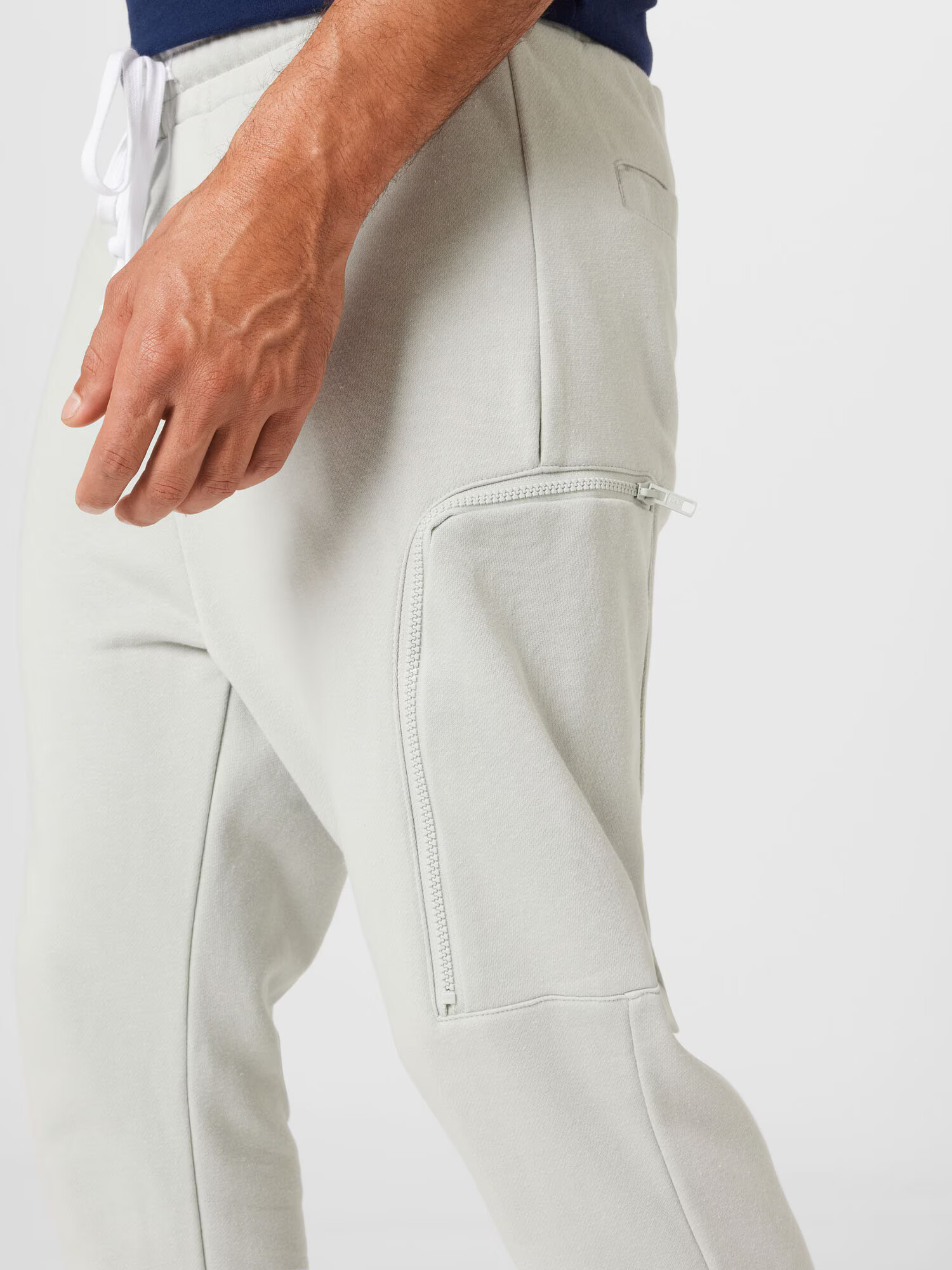 Urban Classics Pantaloni cu buzunare gri deschis - Pled.ro