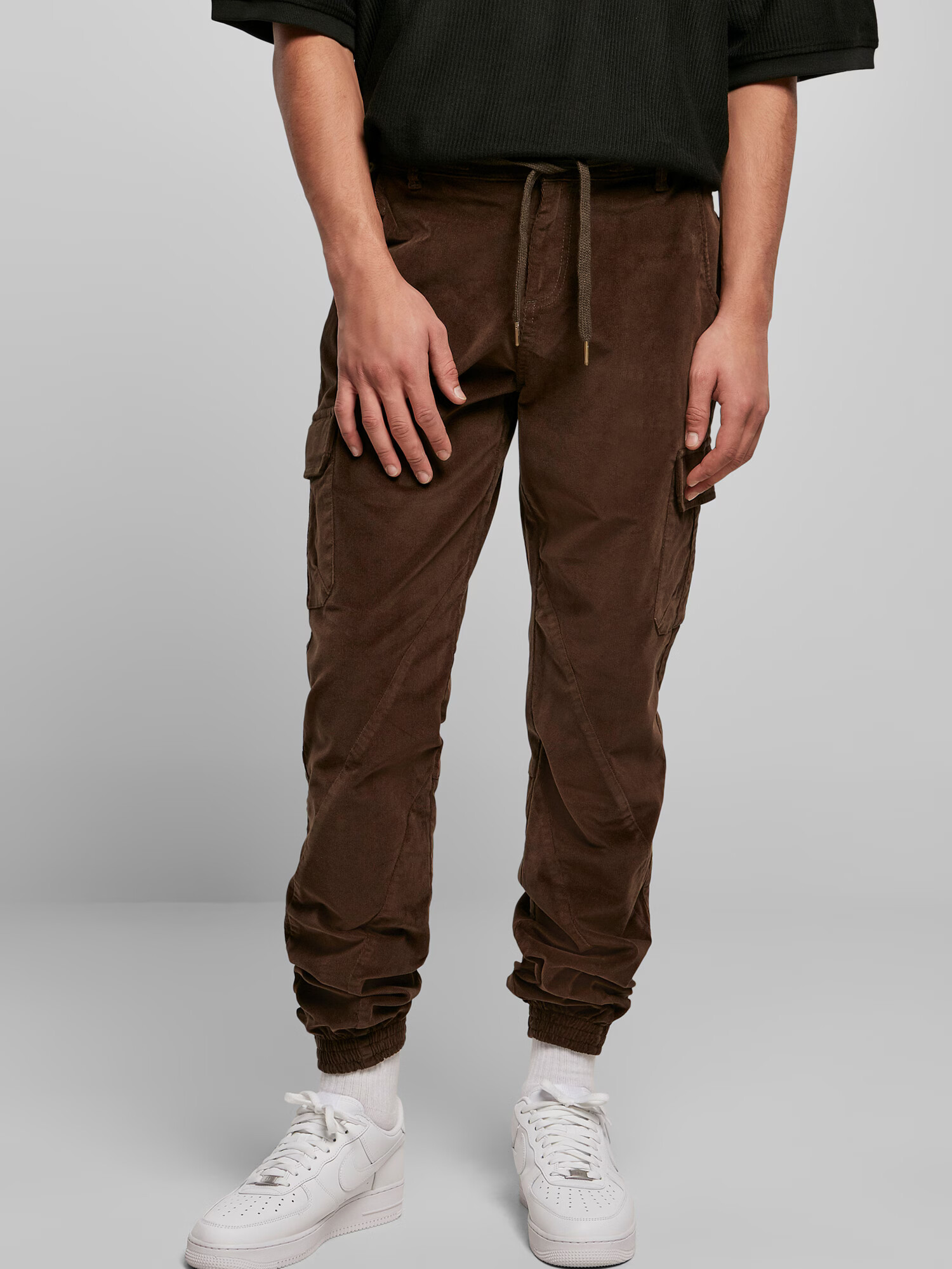 Urban Classics Pantaloni cu buzunare kaki - Pled.ro