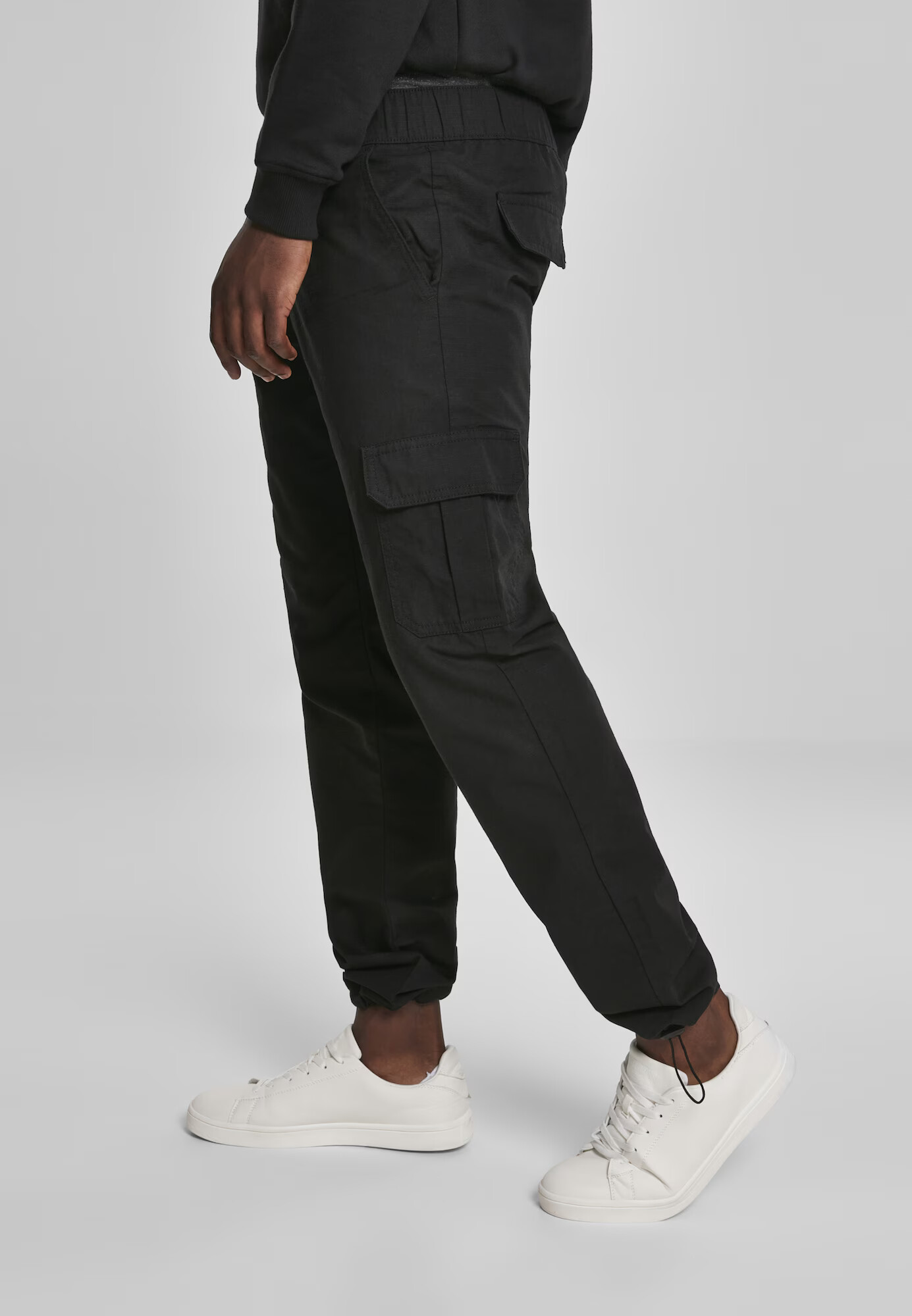 Urban Classics Pantaloni cu buzunare negru - Pled.ro