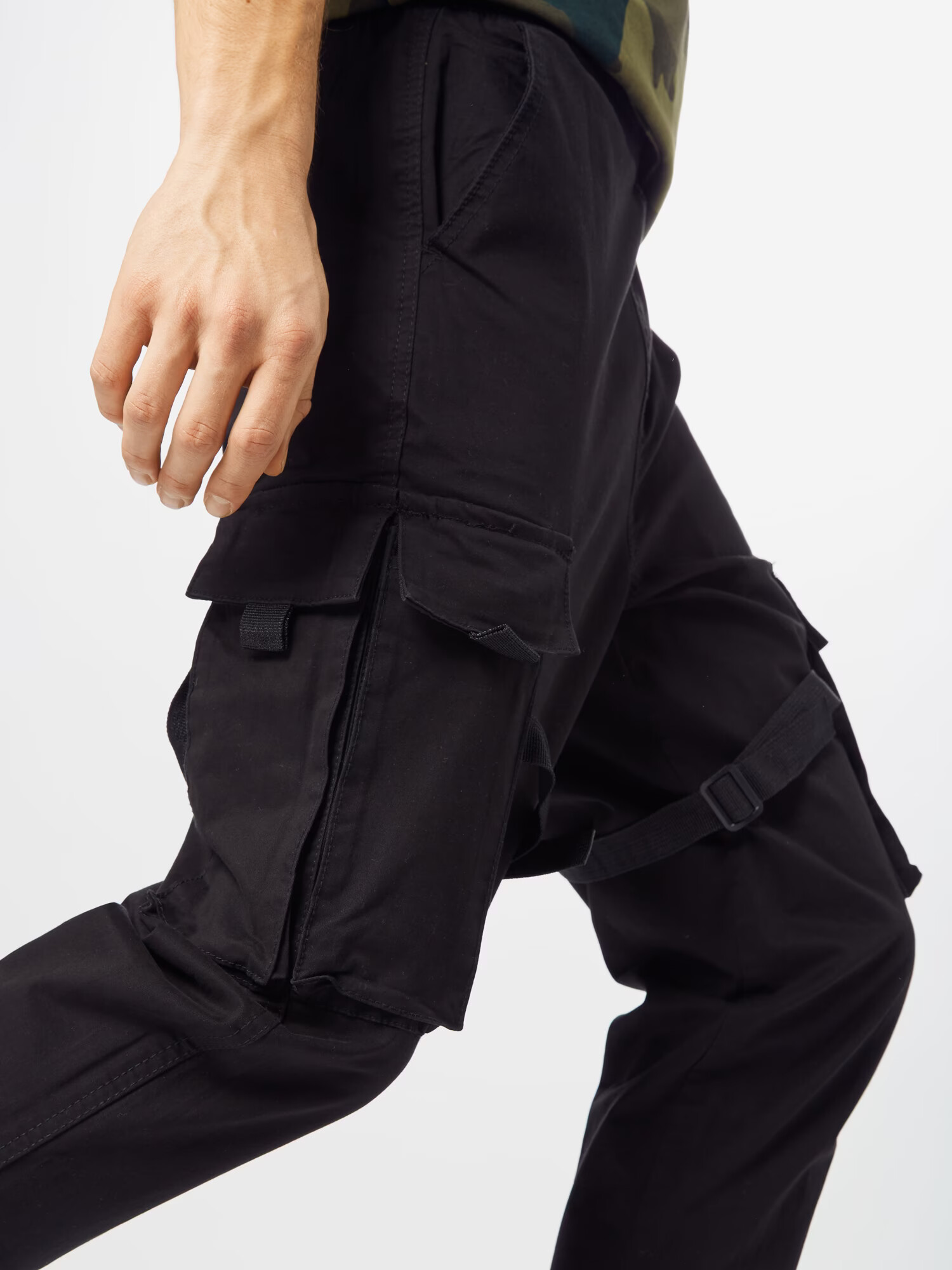 Urban Classics Pantaloni cu buzunare 'Tactical' negru - Pled.ro