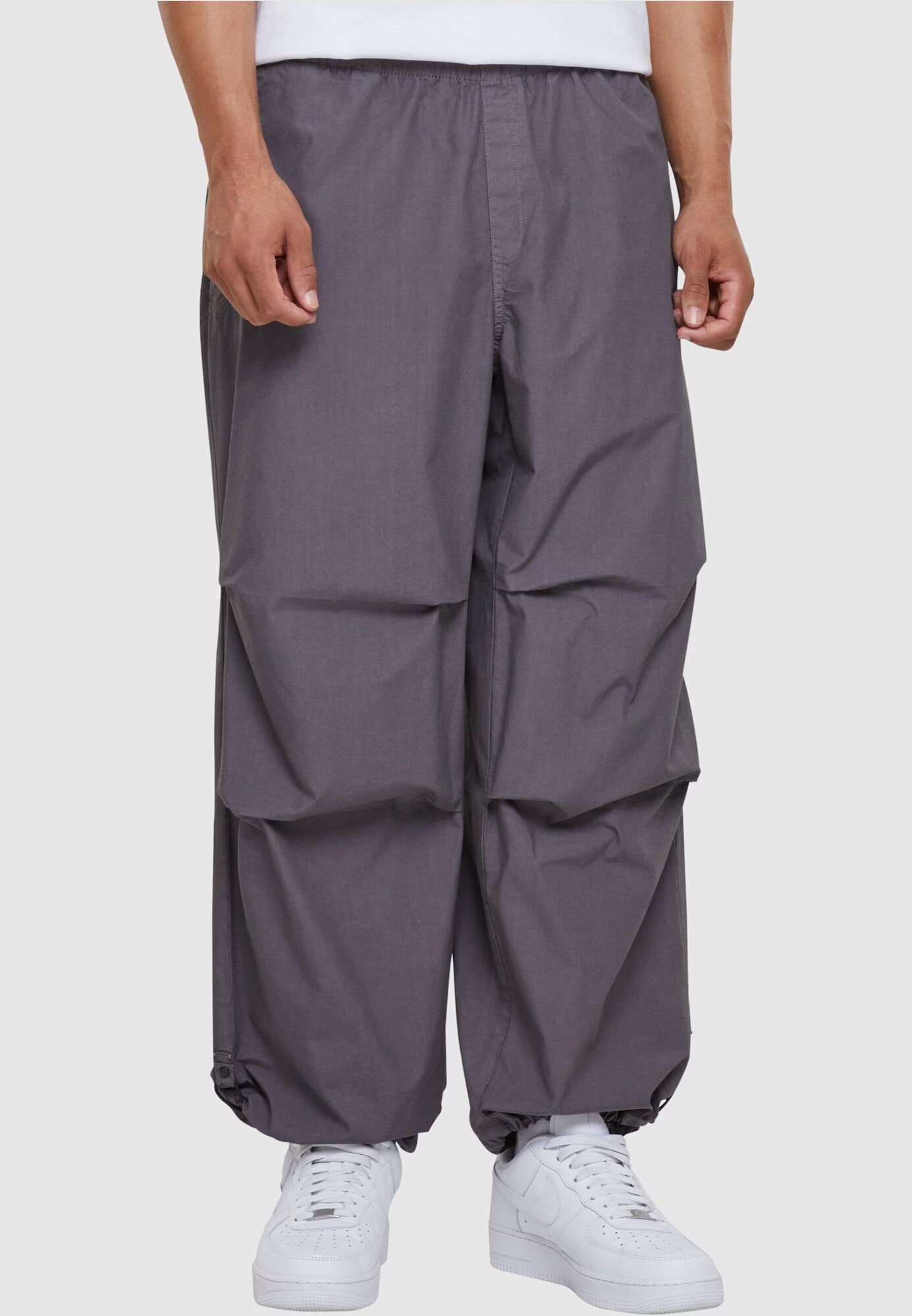 Urban Classics Pantaloni gri grafit - Pled.ro