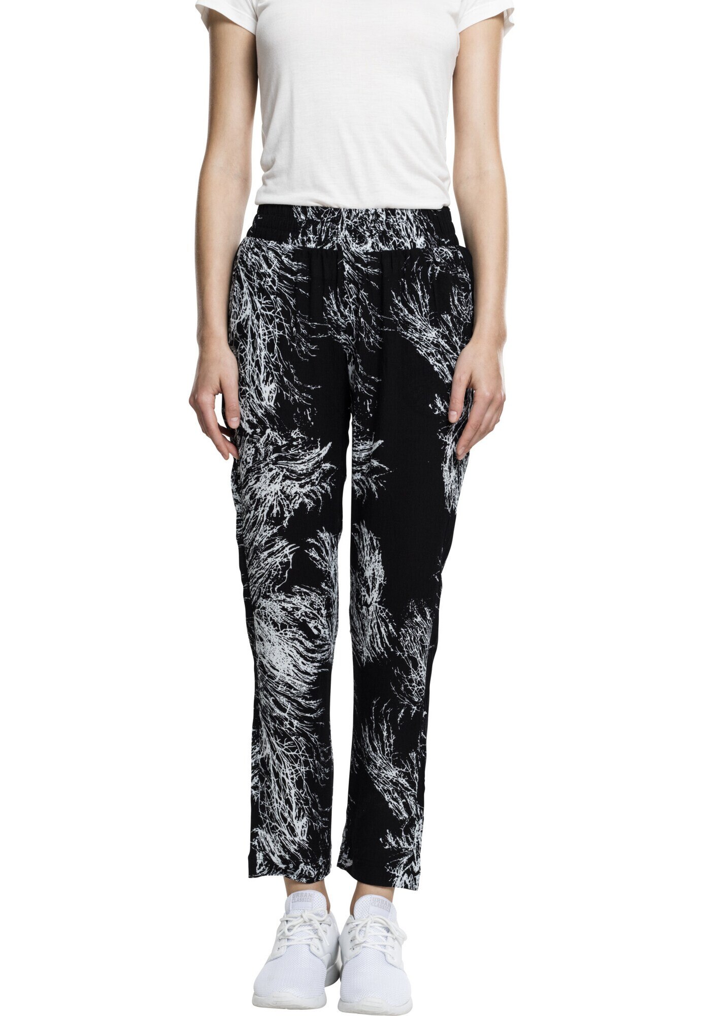 Urban Classics Pantaloni negru / alb - Pled.ro