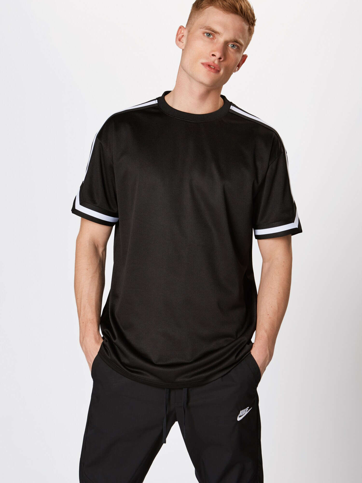 Urban Classics Tricou negru / alb - Pled.ro