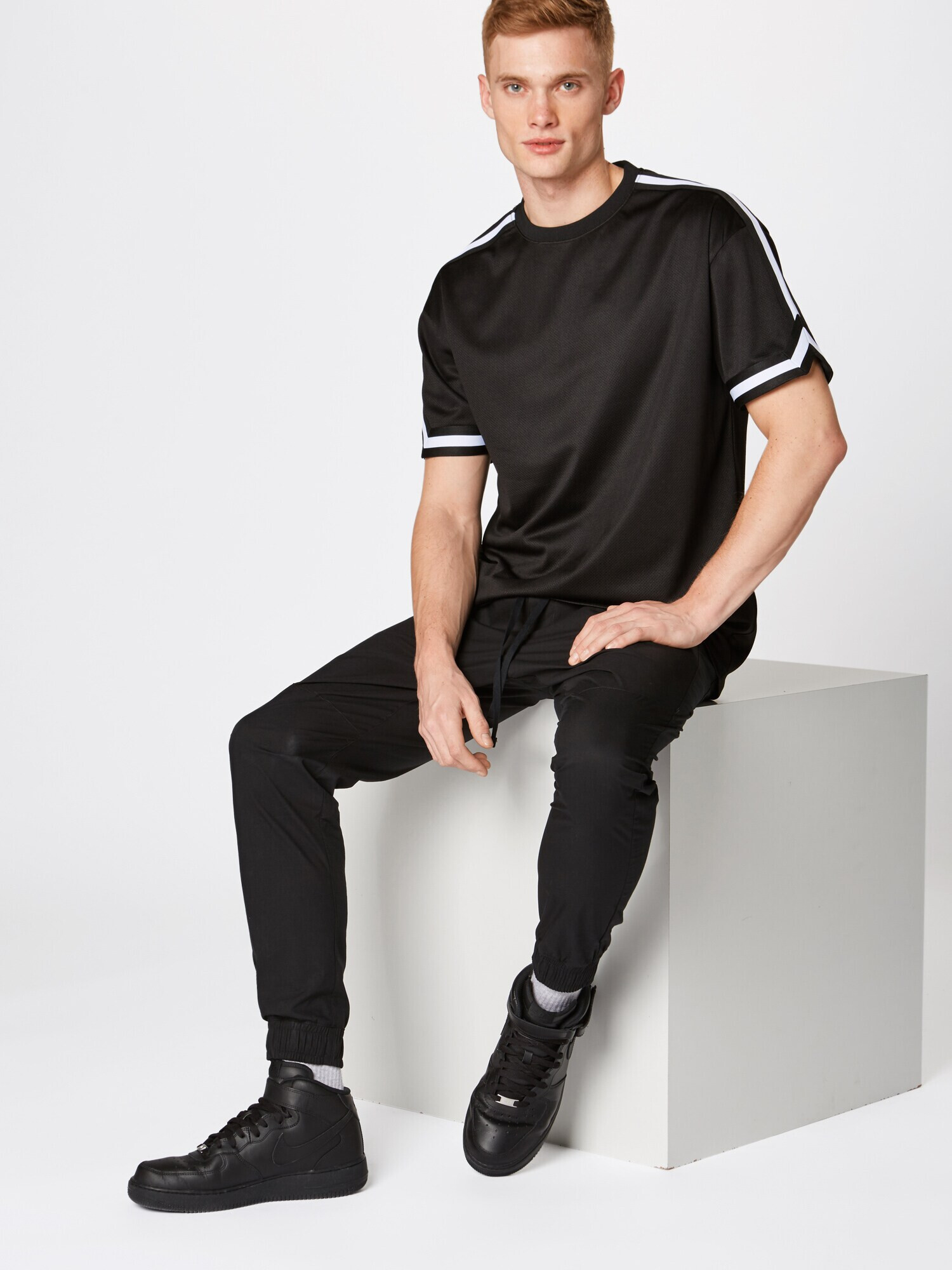 Urban Classics Tricou negru / alb - Pled.ro