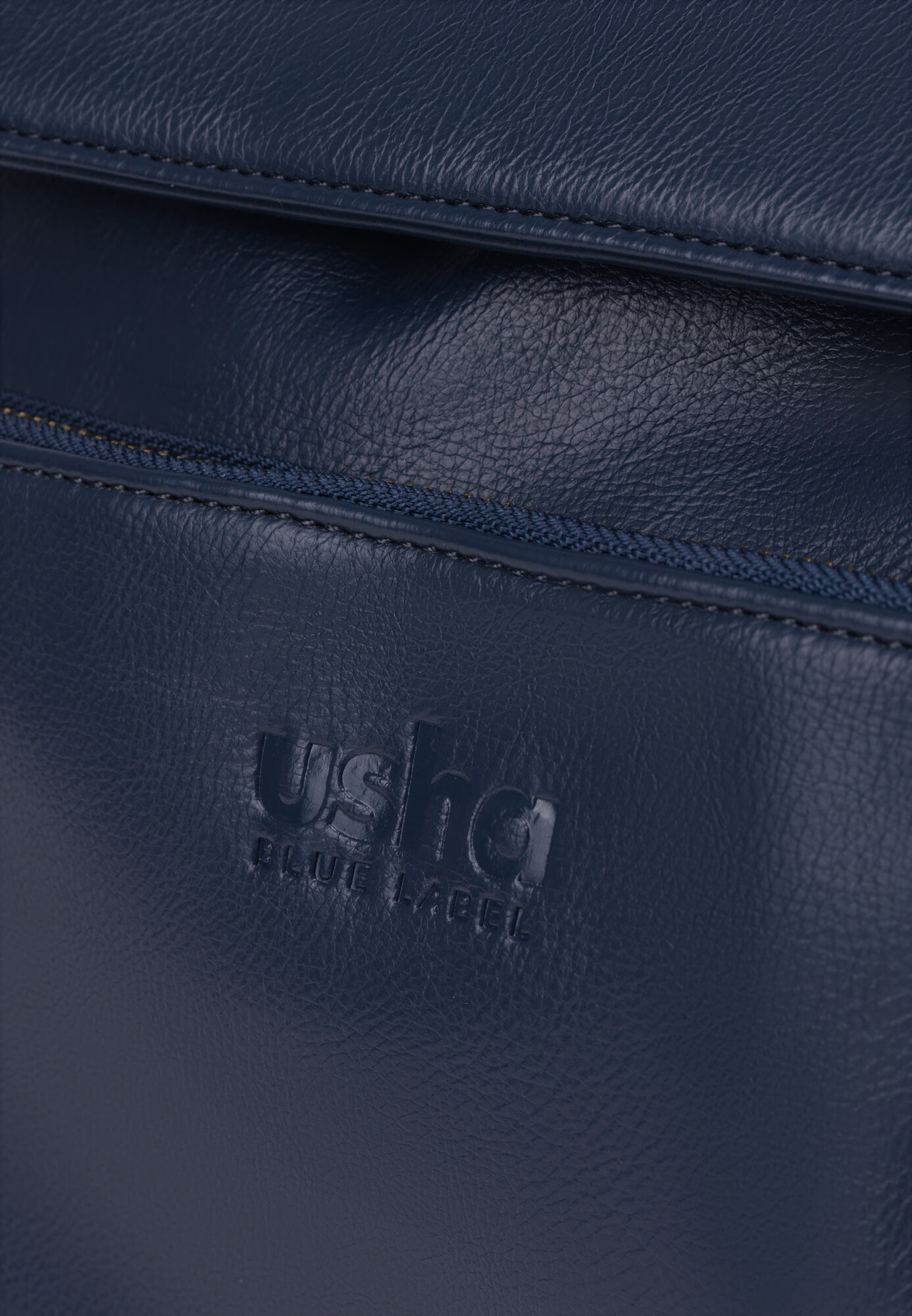 usha BLUE LABEL Rucsac 'Fenia' albastru marin - Pled.ro