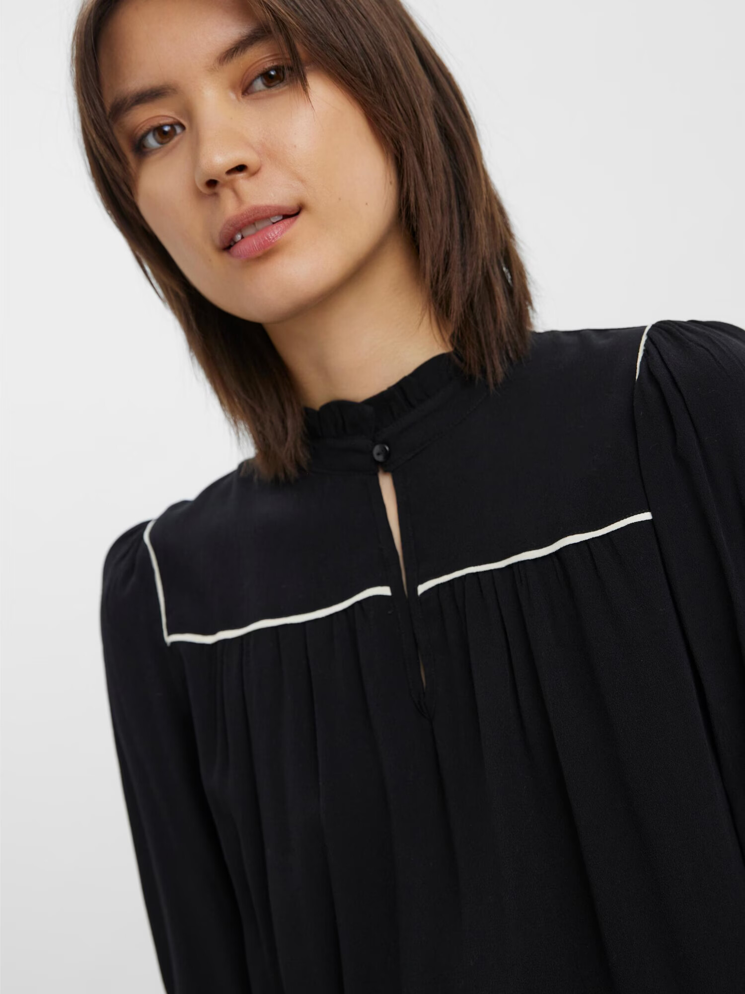 VERO MODA Bluză 'Asther' negru - Pled.ro