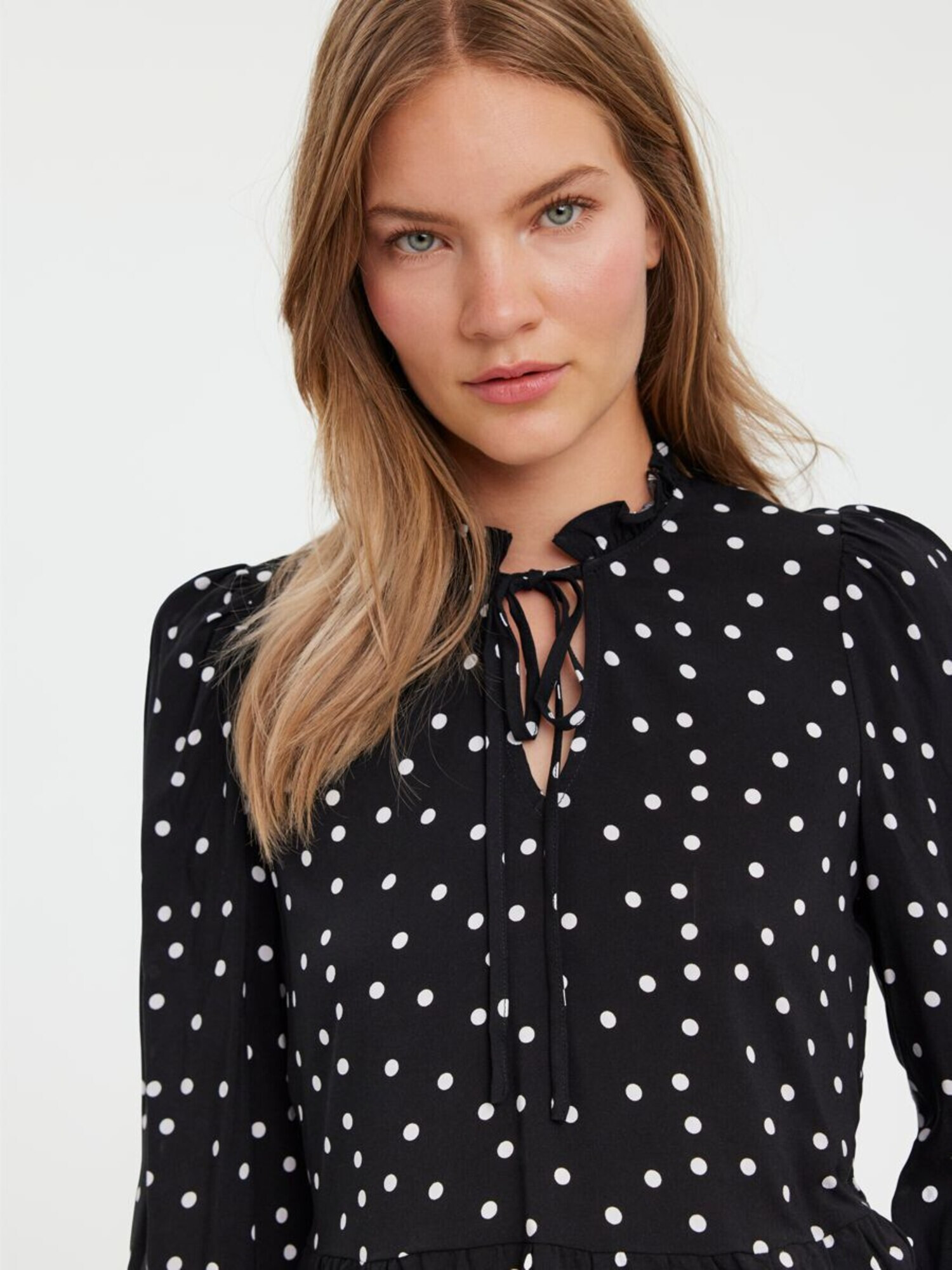 VERO MODA Bluză 'SOPHIA' negru / alb - Pled.ro