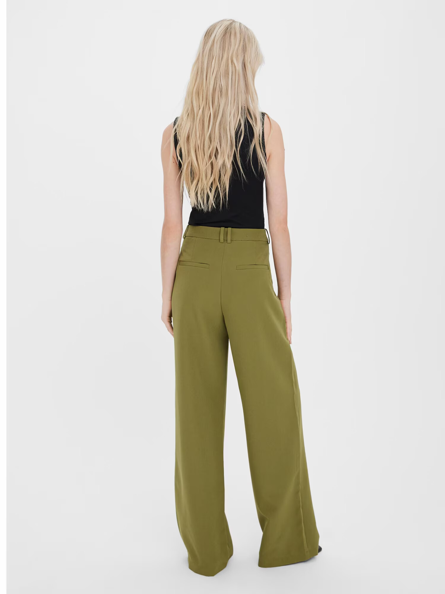 Vero Moda Collab Pantaloni cutați 'Tinamaria' oliv - Pled.ro