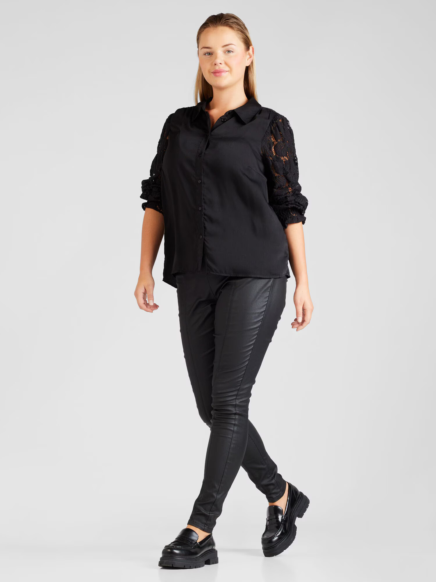 Vero Moda Curve Bluză 'Cabena' negru - Pled.ro