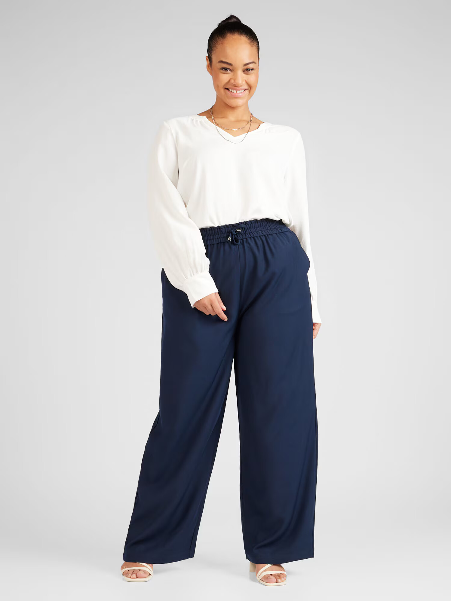 Vero Moda Curve Bluză 'CALVA' alb - Pled.ro