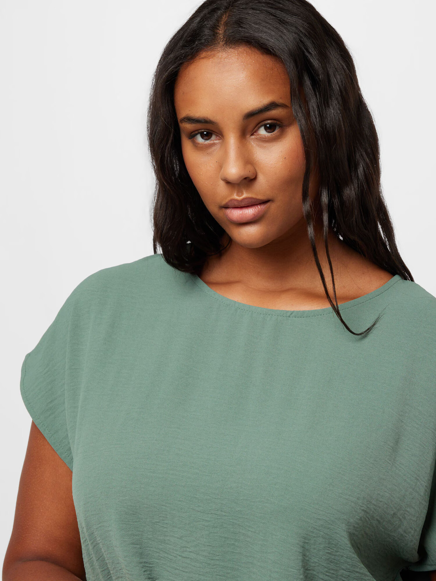 Vero Moda Curve Bluză 'CINGE' verde jad - Pled.ro