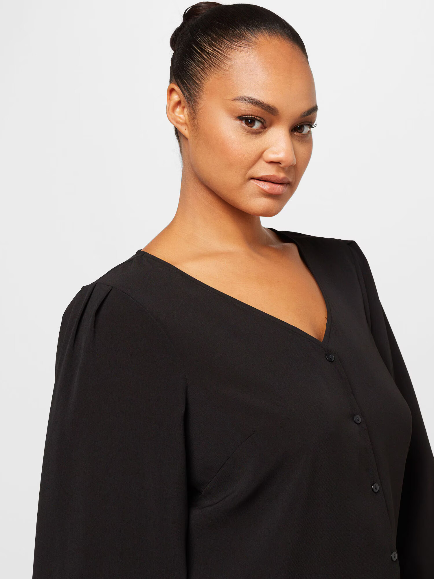 Vero Moda Curve Bluză 'CNAJA' negru - Pled.ro