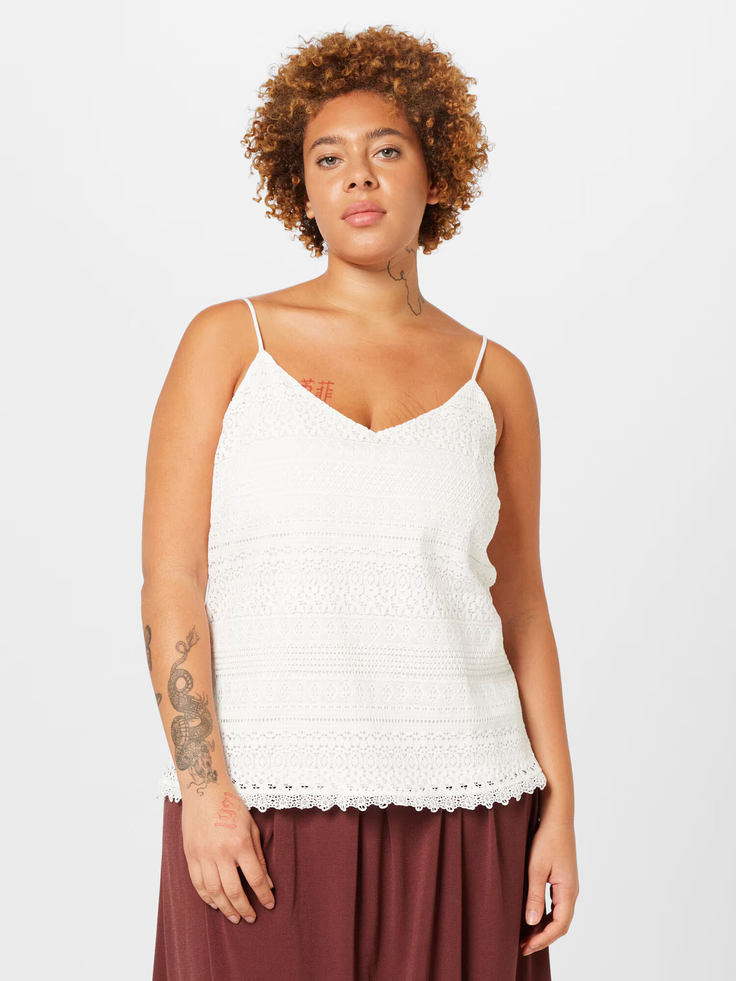 Vero Moda Curve Bluză 'HONEY' alb - Pled.ro