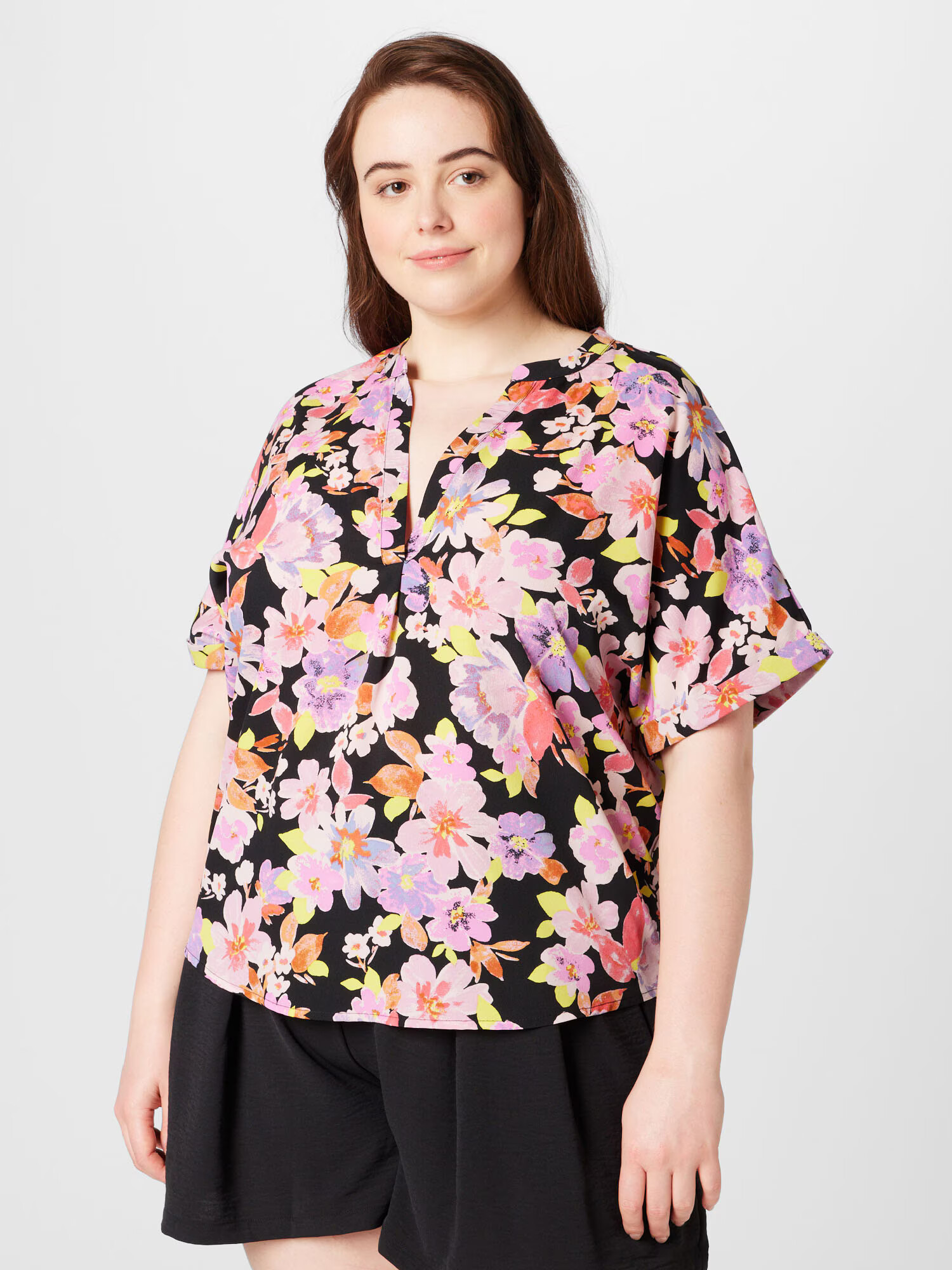 Vero Moda Curve Bluză 'Lucia' roz / rosé / negru / alb - Pled.ro