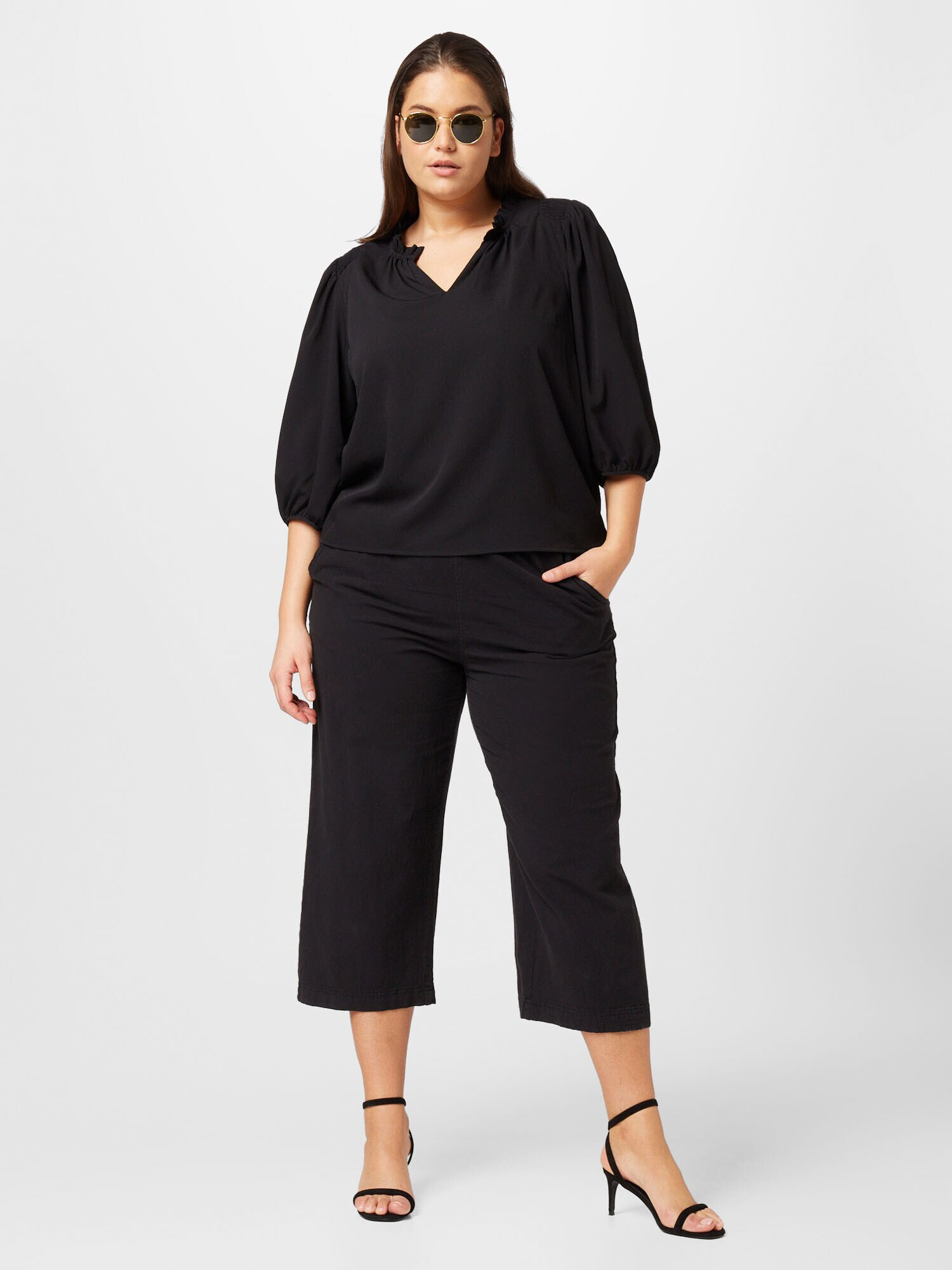 Vero Moda Curve Bluză 'OLIVIA' negru - Pled.ro