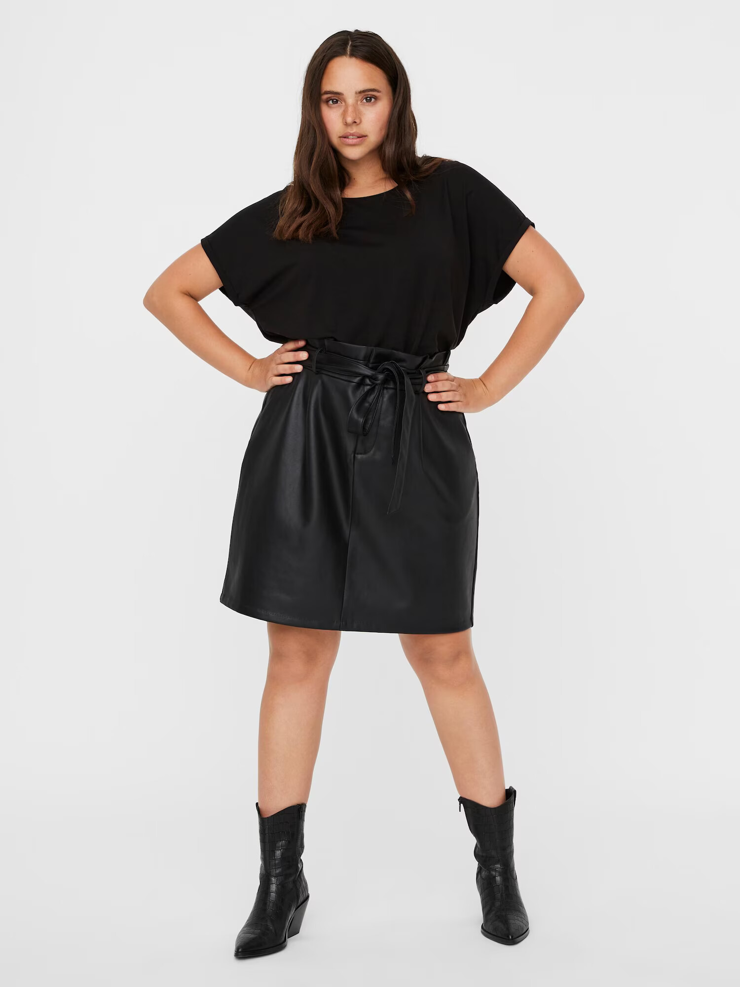 Vero Moda Curve Fustă negru - Pled.ro