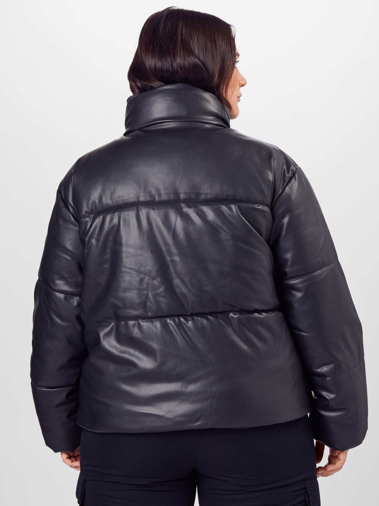 Vero Moda Curve Geacă de primăvară-toamnă 'Emily' negru - Pled.ro