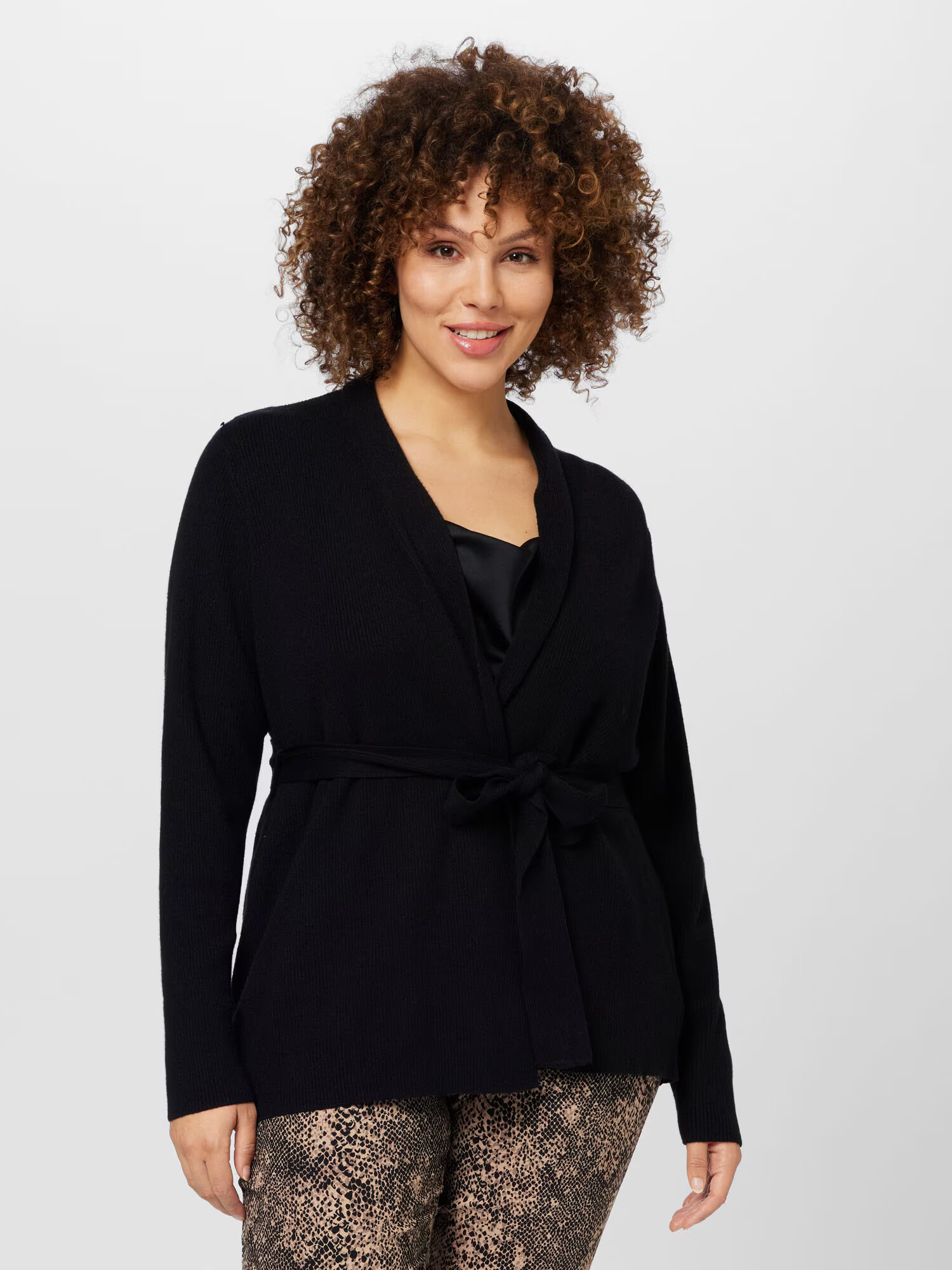 Vero Moda Curve Geacă tricotată 'HOLLY' negru - Pled.ro