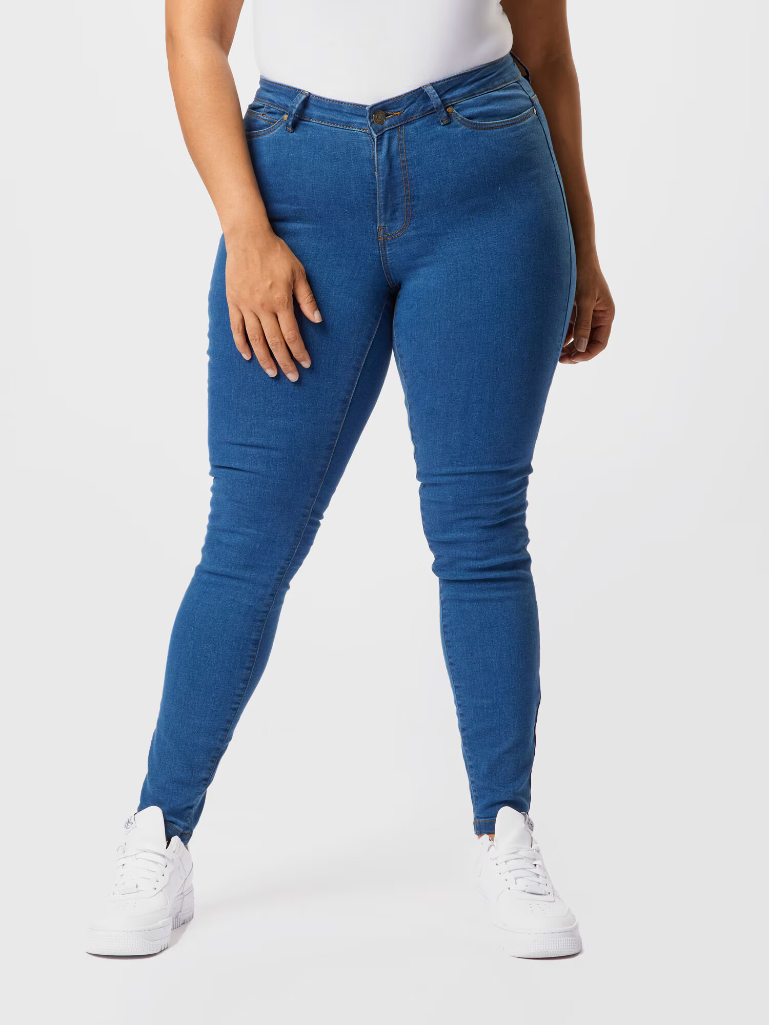 Vero Moda Curve Jeans 'LUDY' albastru închis - Pled.ro