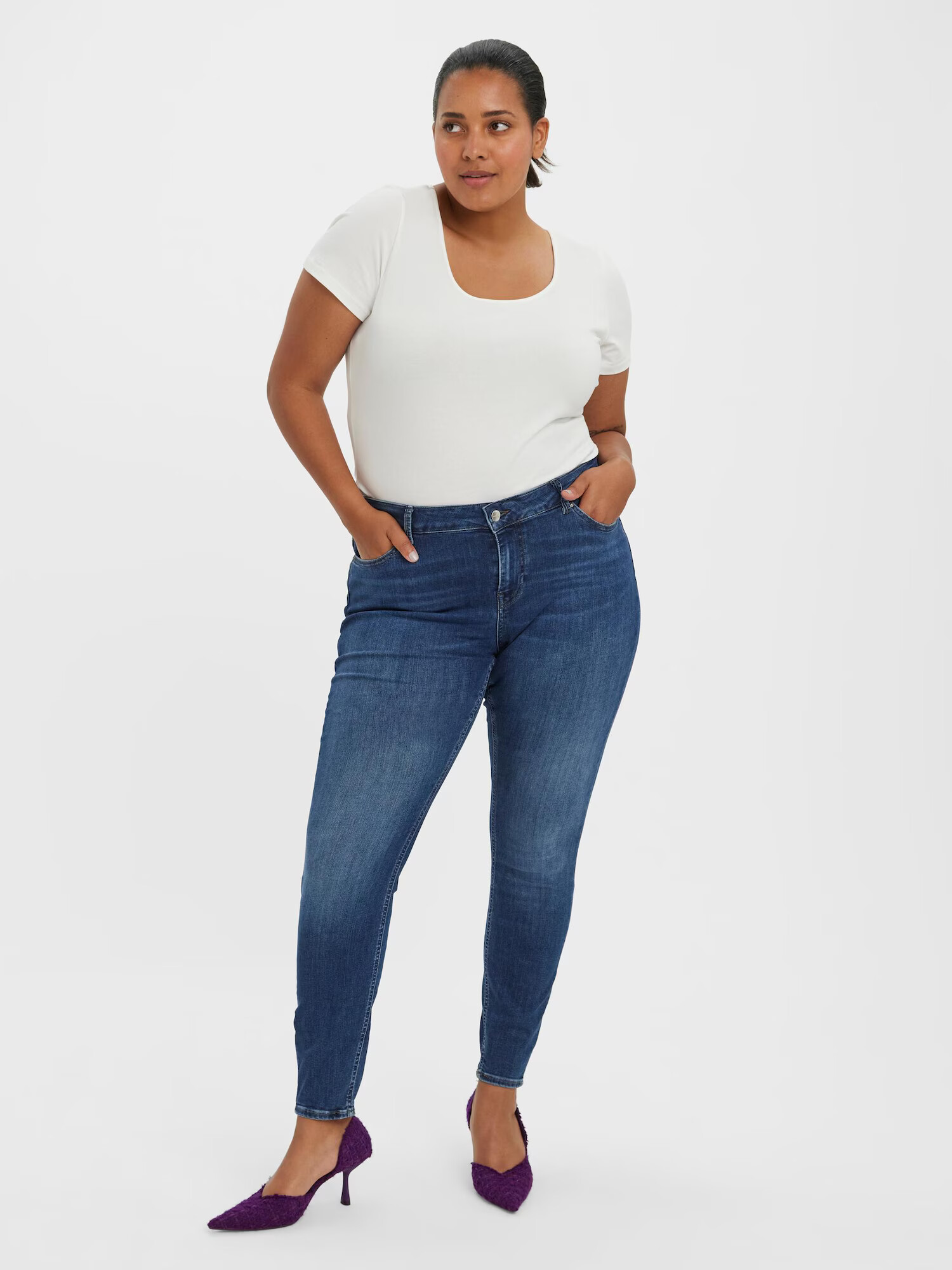 Vero Moda Curve Jeans 'Peach' albastru denim - Pled.ro