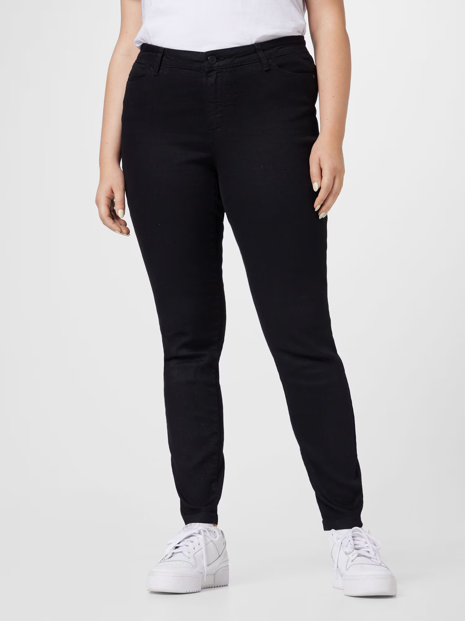 Vero Moda Curve Jeans 'Rudy' negru - Pled.ro