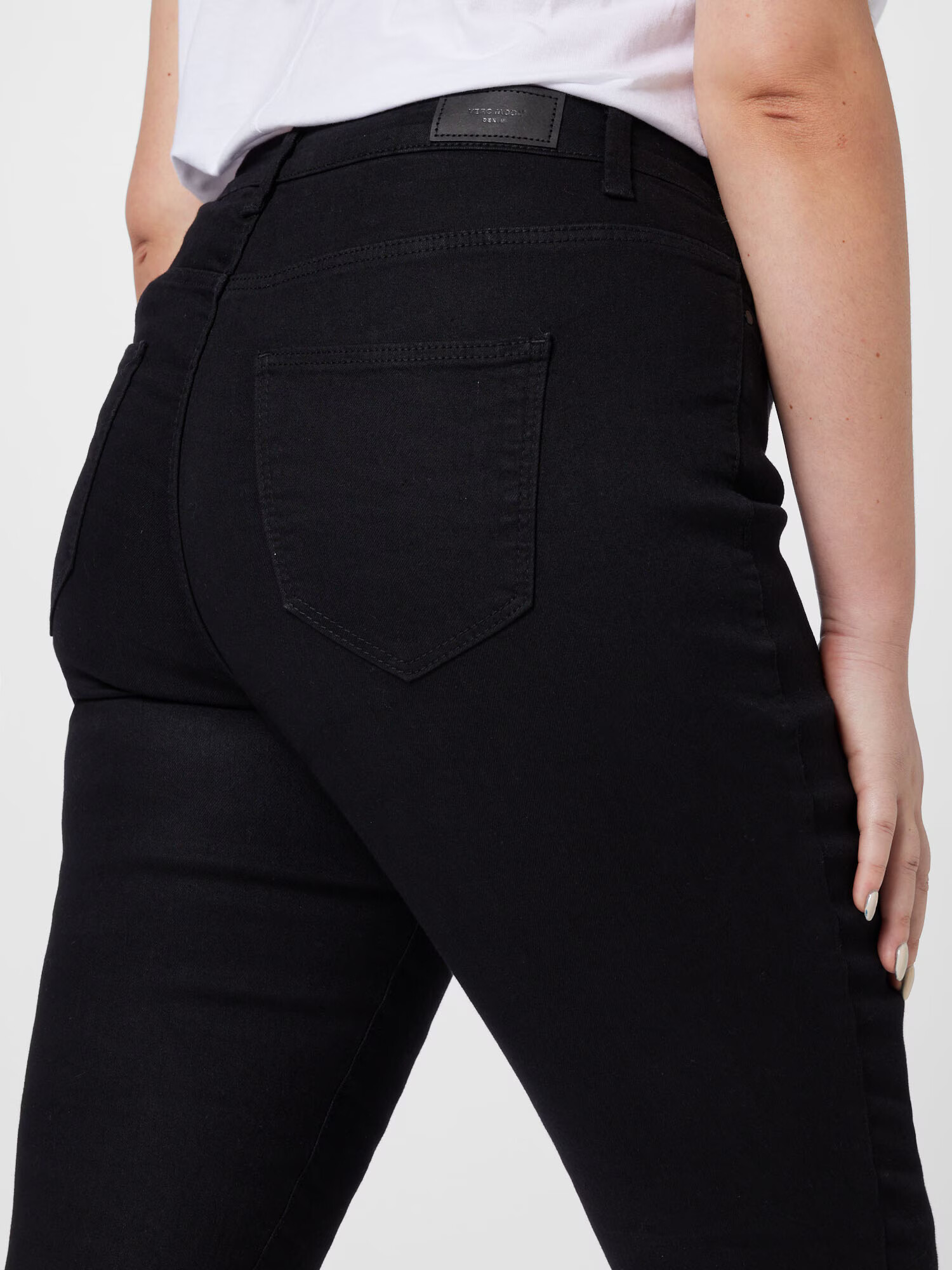 Vero Moda Curve Jeans 'Rudy' negru - Pled.ro