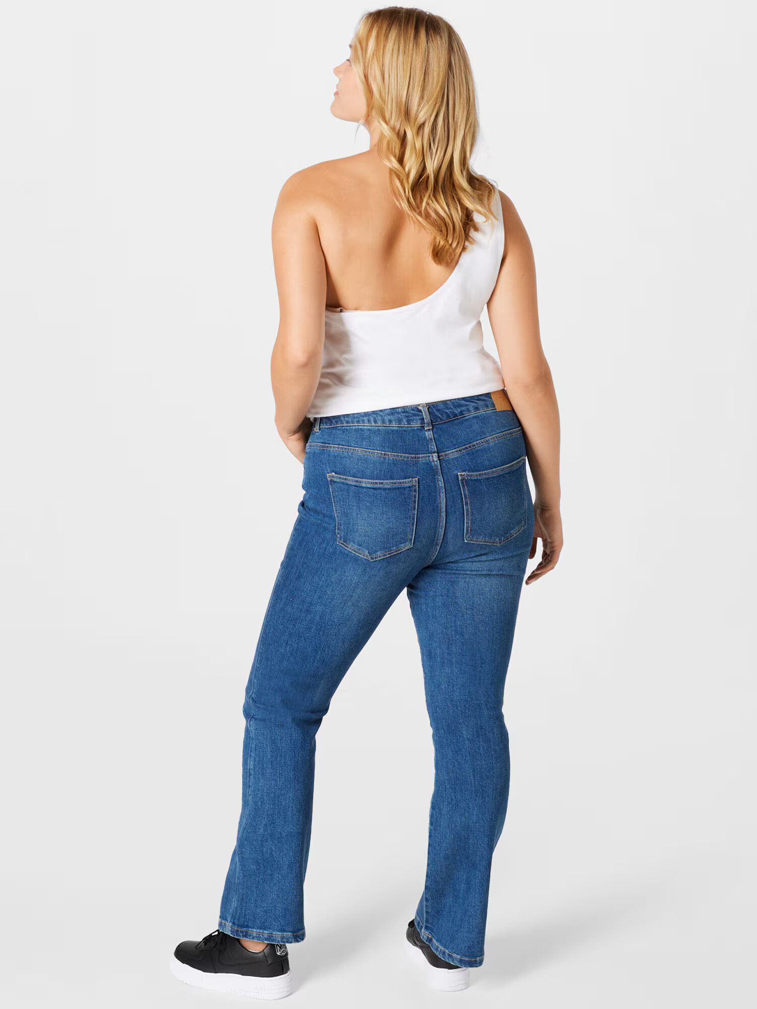 Vero Moda Curve Jeans 'SAGA' albastru denim - Pled.ro