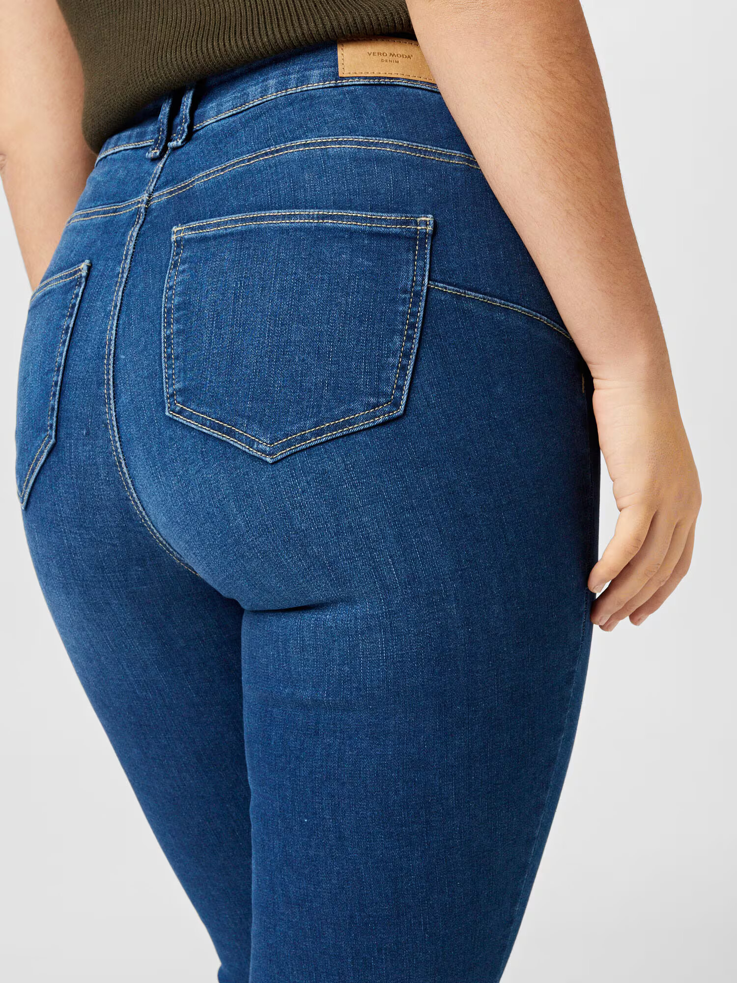 Vero Moda Curve Jeans 'SELA' albastru denim - Pled.ro