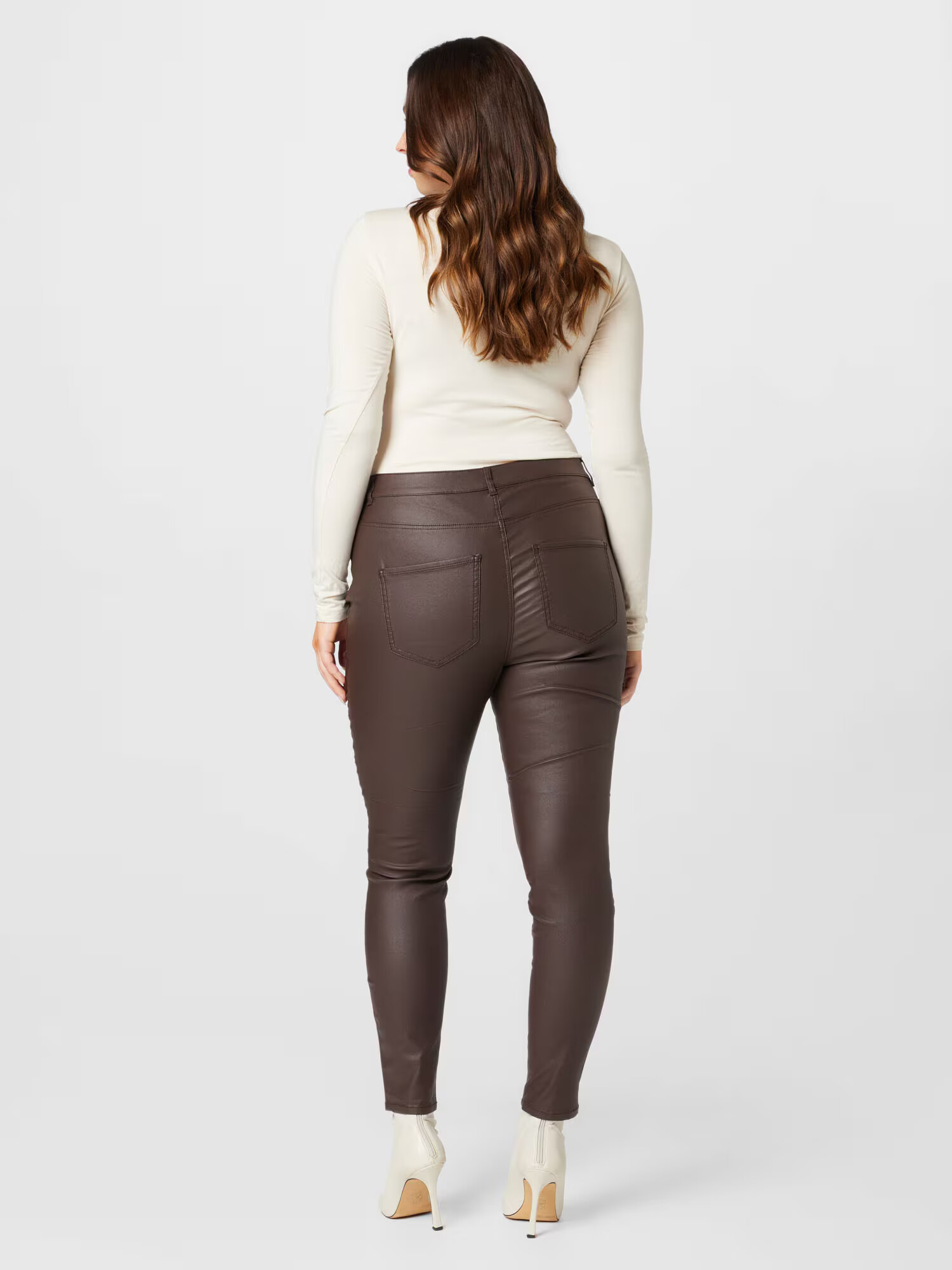 Vero Moda Curve Jeans 'SOPHIA' maro pueblo - Pled.ro