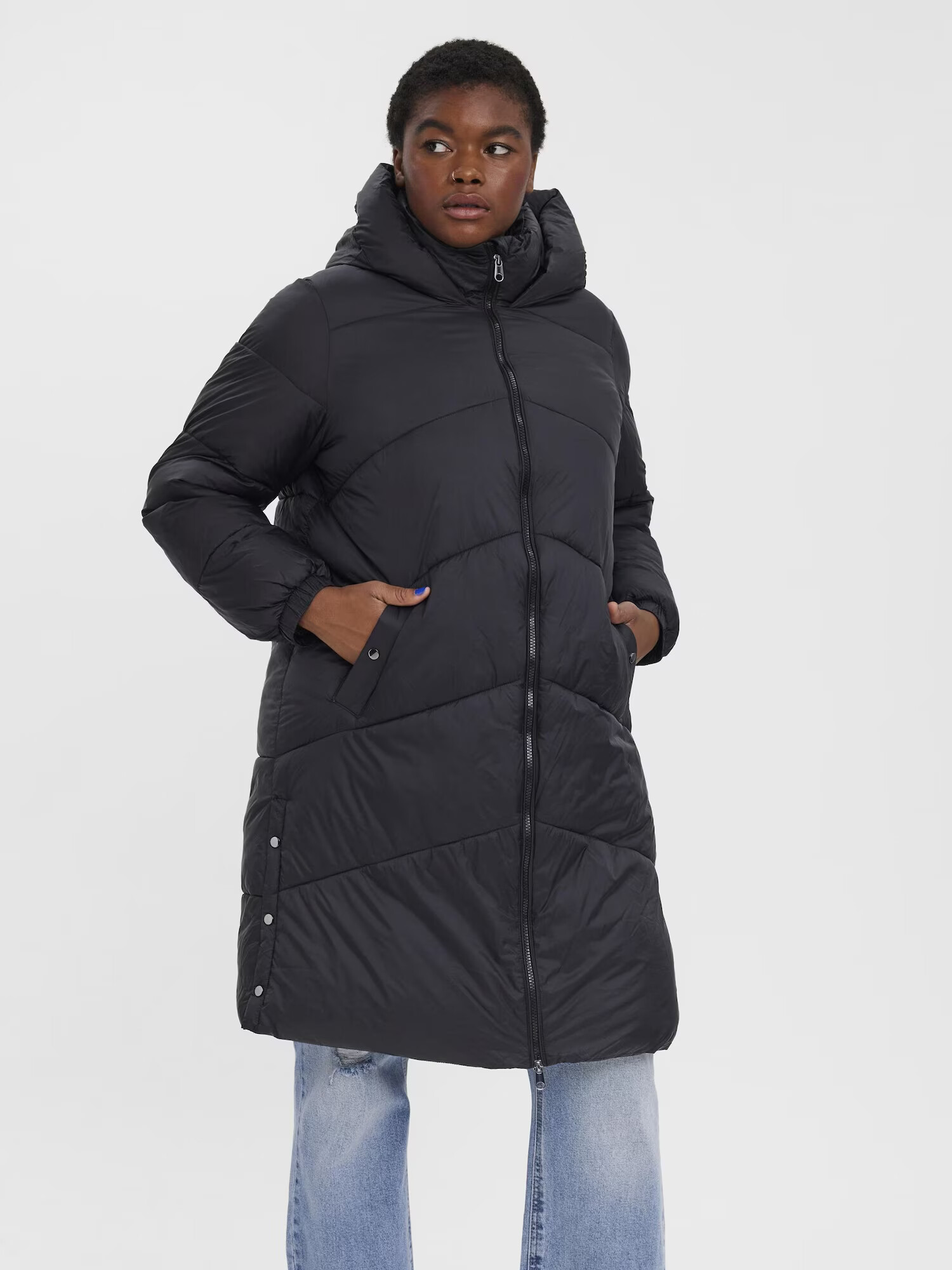 Vero Moda Curve Palton de iarnă 'Uppsala´' negru - Pled.ro