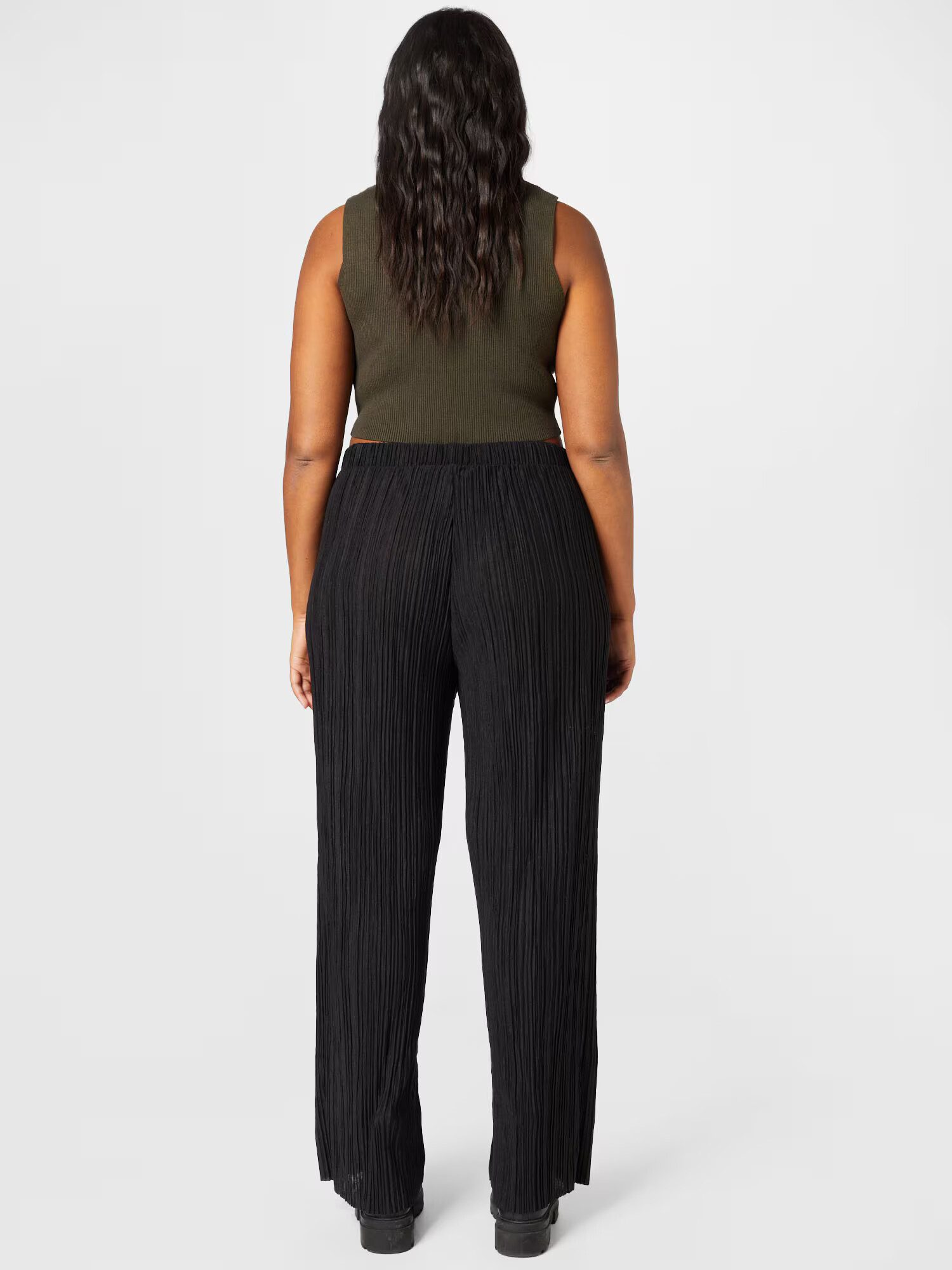 Vero Moda Curve Pantaloni 'Cari' negru - Pled.ro