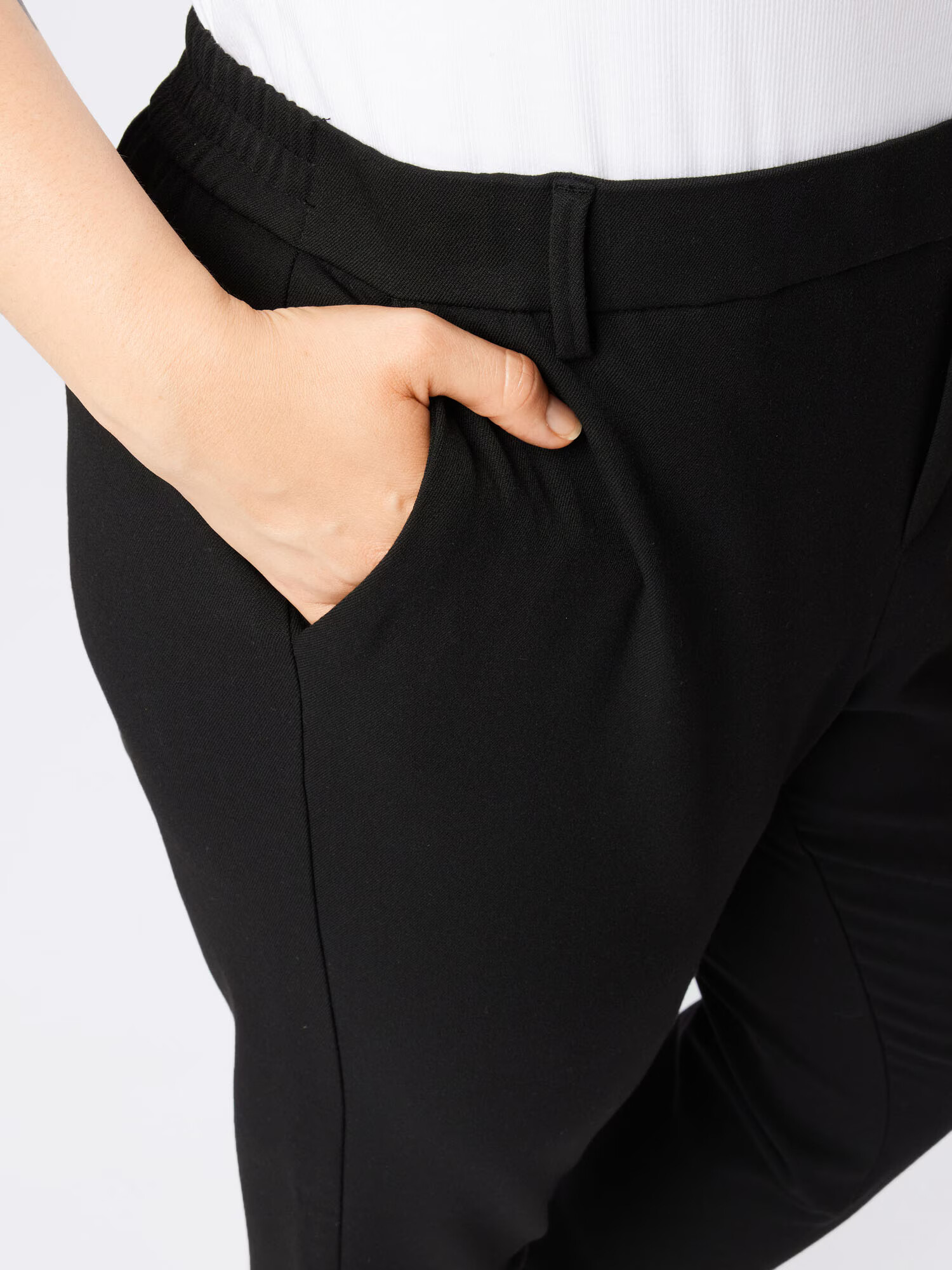 Vero Moda Curve Pantaloni 'Kaya' negru - Pled.ro