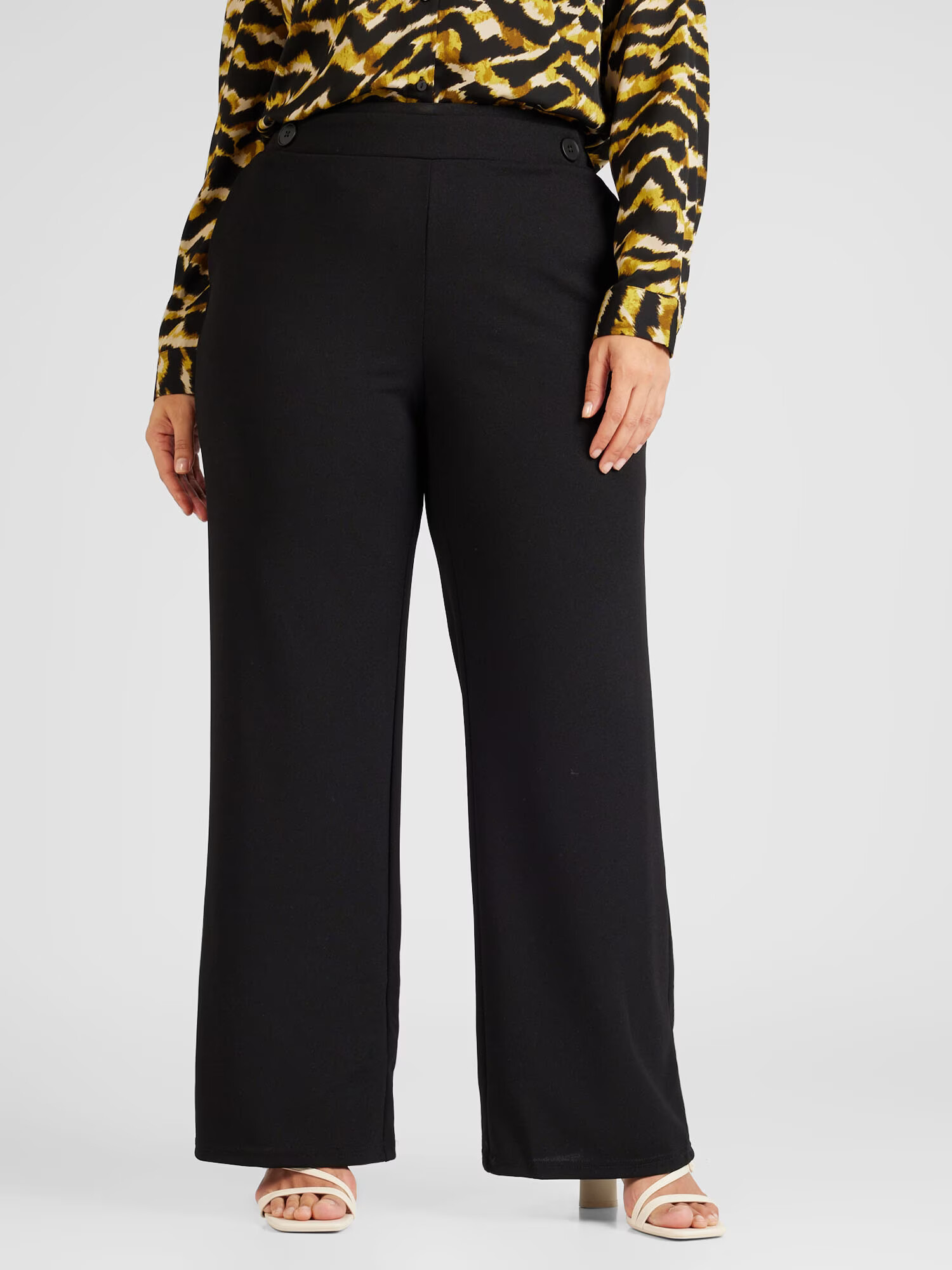 Vero Moda Curve Pantaloni negru - Pled.ro