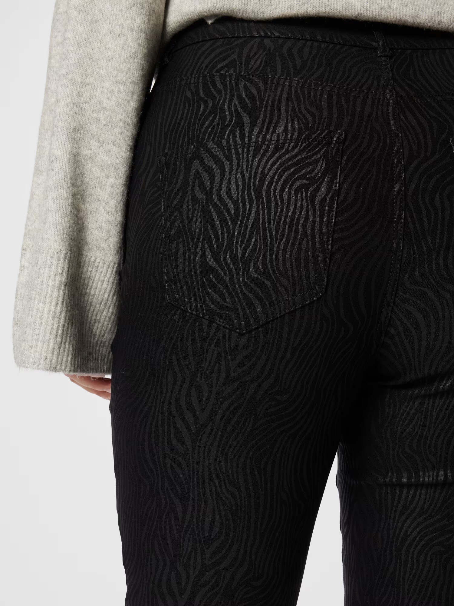 Vero Moda Curve Pantaloni 'SOPHIA' negru - Pled.ro