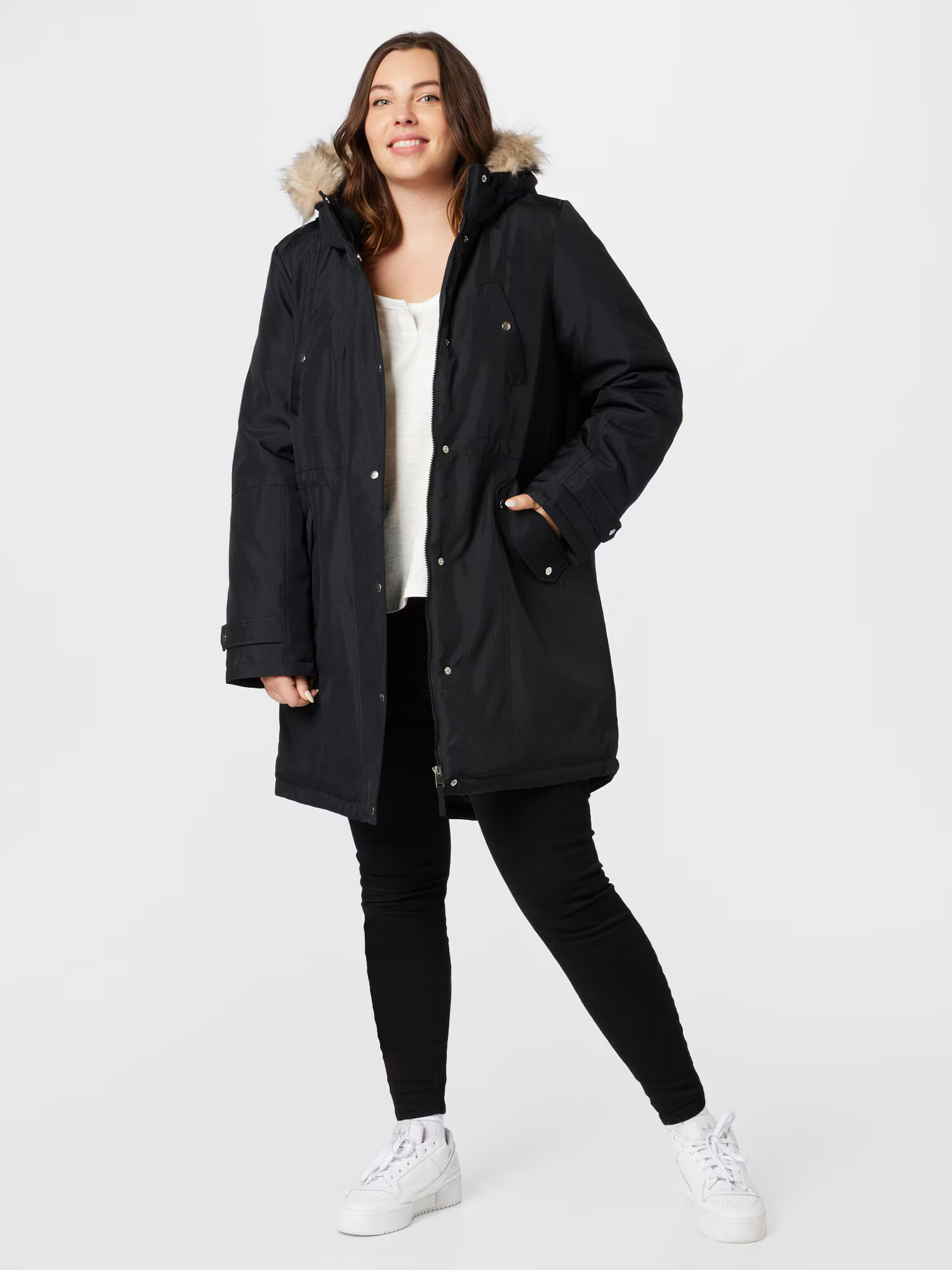 Vero Moda Curve Parka de iarnă 'TROK' negru - Pled.ro