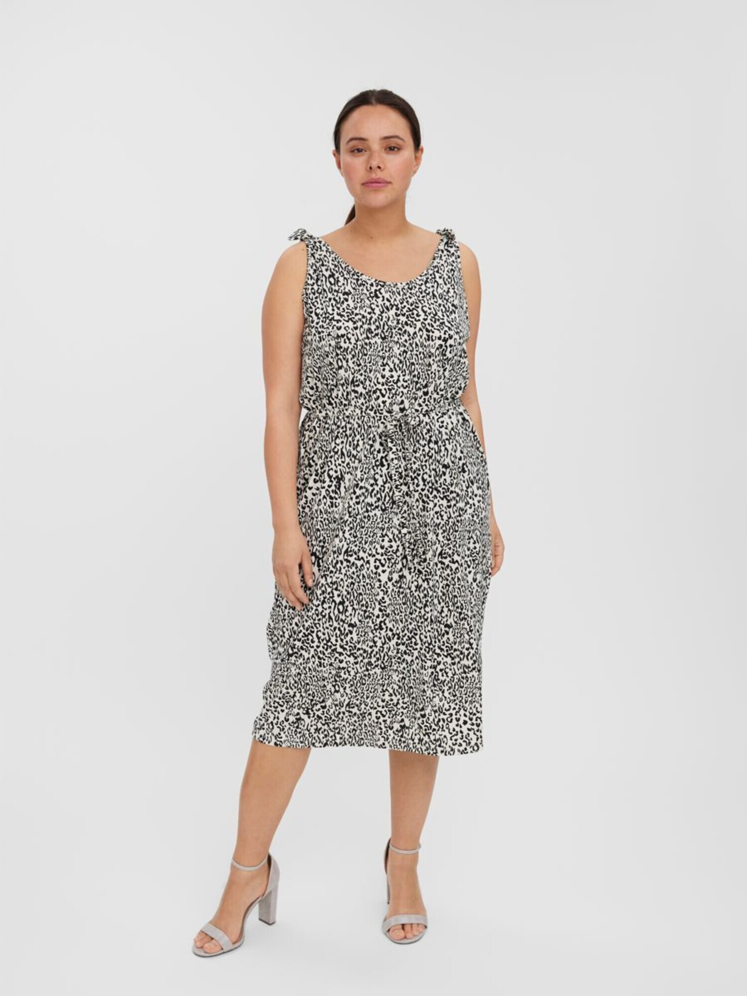 Vero Moda Curve Rochie de vară 'Emilie' bej / negru - Pled.ro