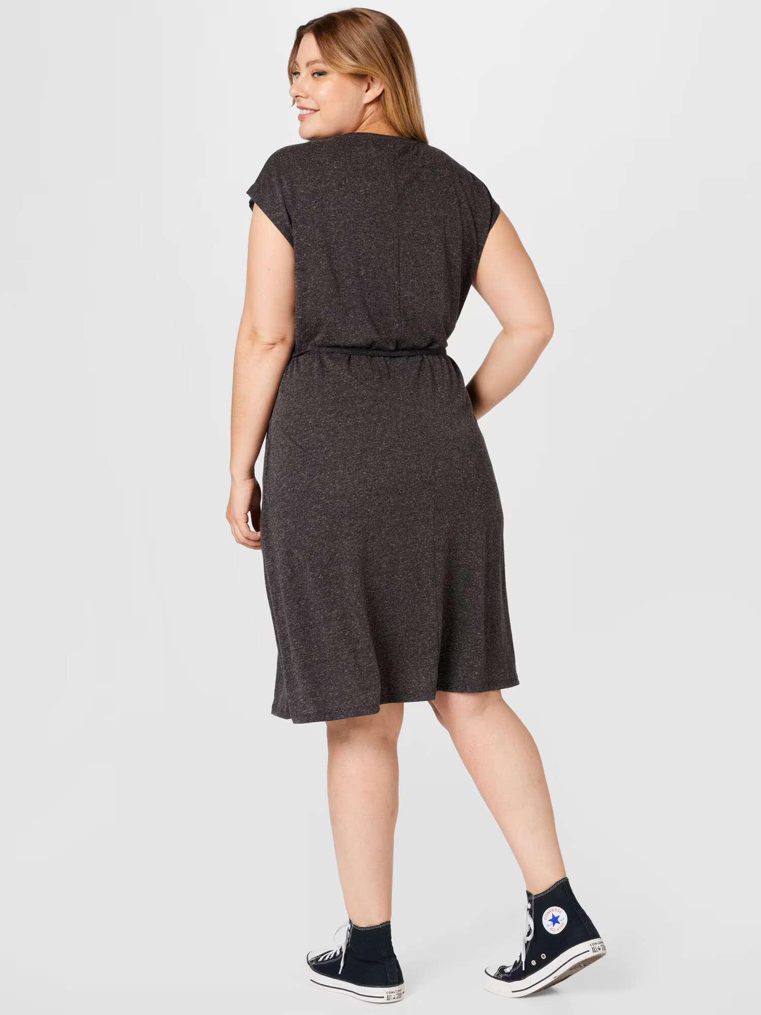 Vero Moda Curve Rochie 'JUNE' negru amestecat - Pled.ro